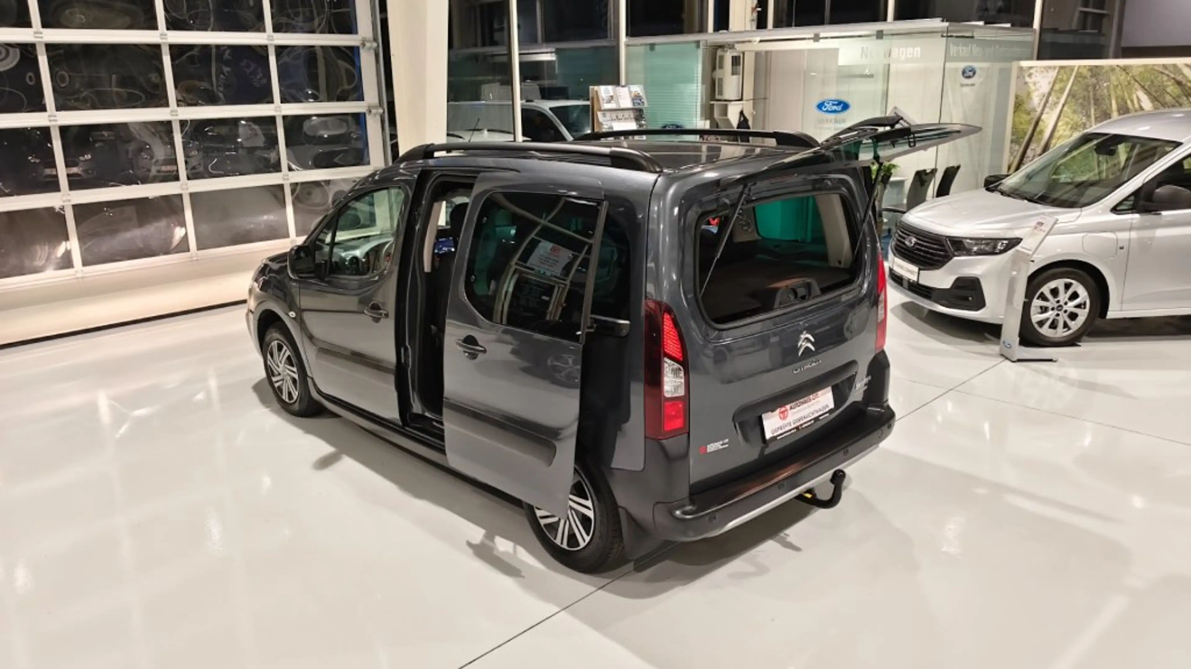 Citroen Berlingo 1.6 BlueHDi 120 FAP Multispace XTR — photo 7