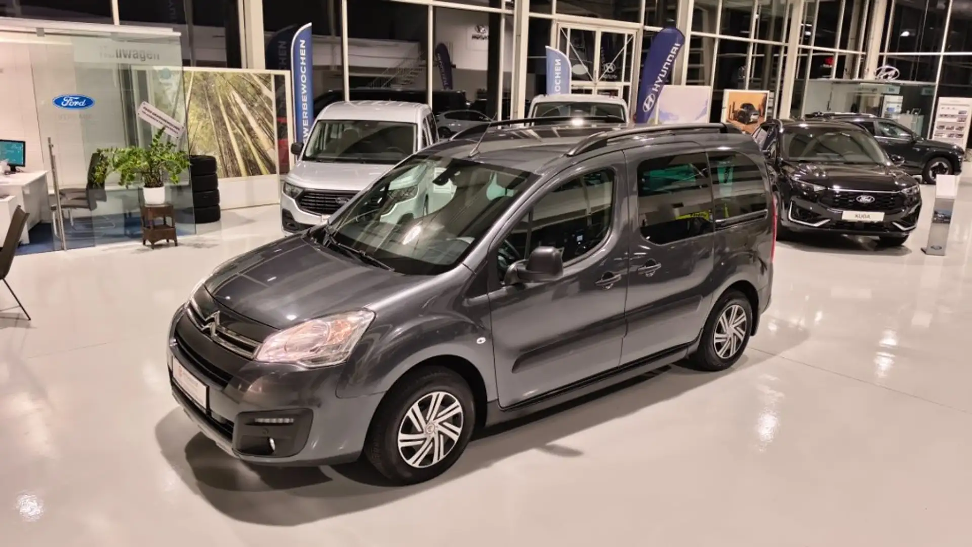Citroen Berlingo 1.6 BlueHDi 120 FAP Multispace XTR Grau - 2