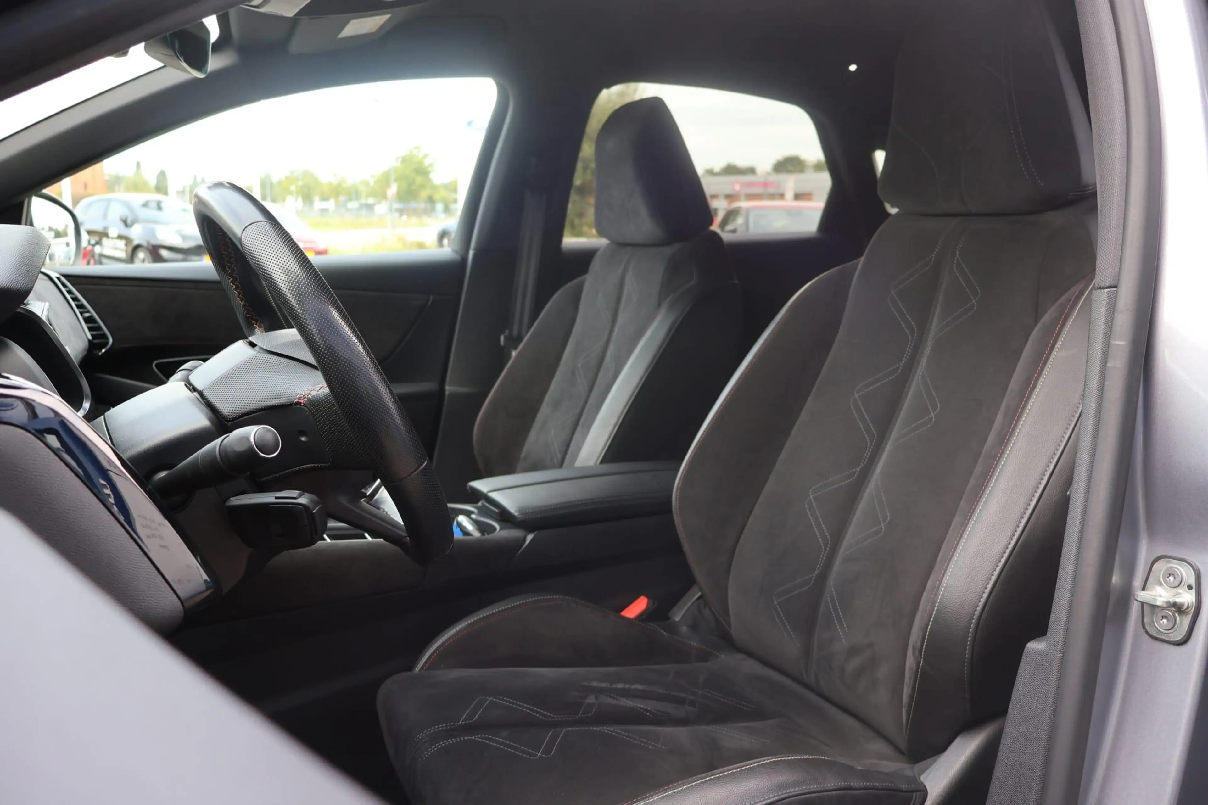 DS Automobiles DS 7 Crossback 1.2 PureTech Business | Cruise Control | 360 Camer — photo 9