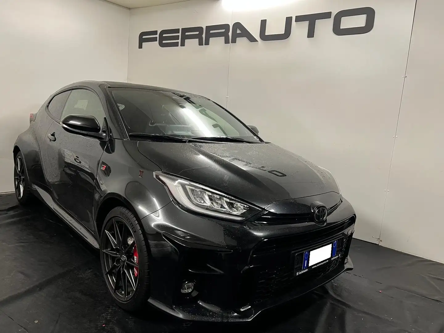 Toyota Yaris GR 1.6 HIGH PERFORMANCE 1 PROPR GAR 02/2026 Noir - 1