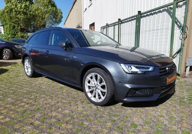 Audi A4 view 2