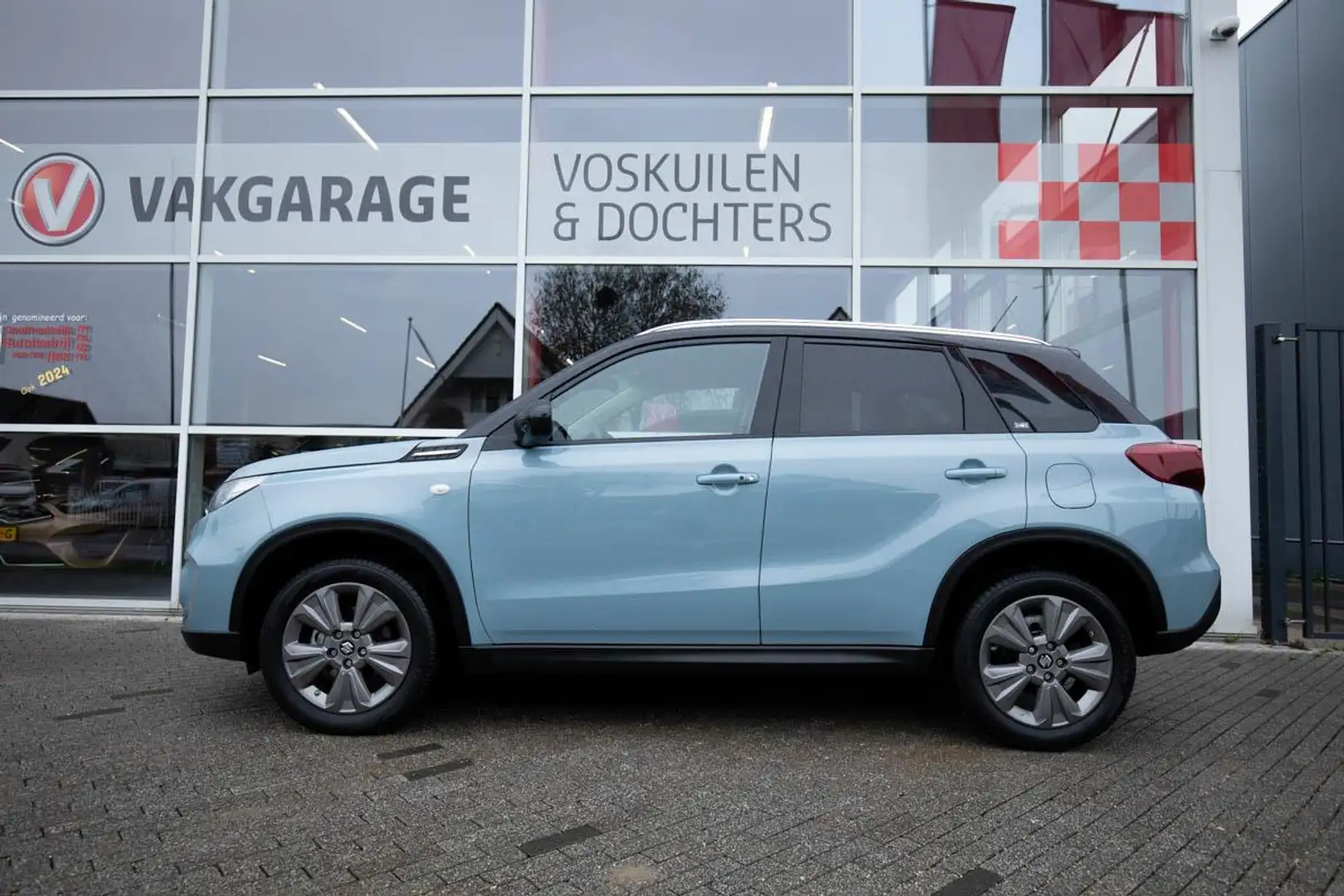 Suzuki Vitara 1.5 Hybrid Privilege| Automaat| Two Tone Blauw - 2