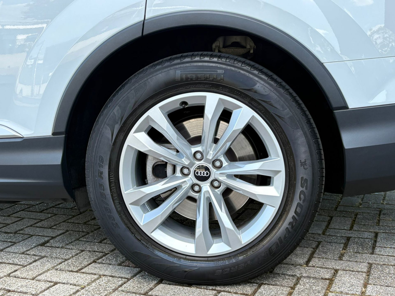Audi Q7 55 TFSI e Plug in Hybride SOH 97,6% quattro Pro Li — photo 39