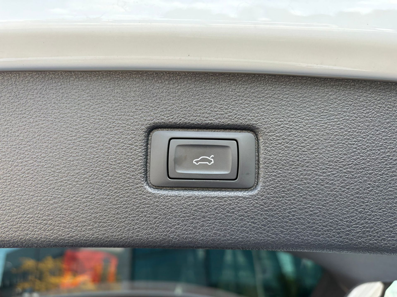 Audi Q7 55 TFSI e Plug in Hybride SOH 97,6% quattro Pro Li — photo 38
