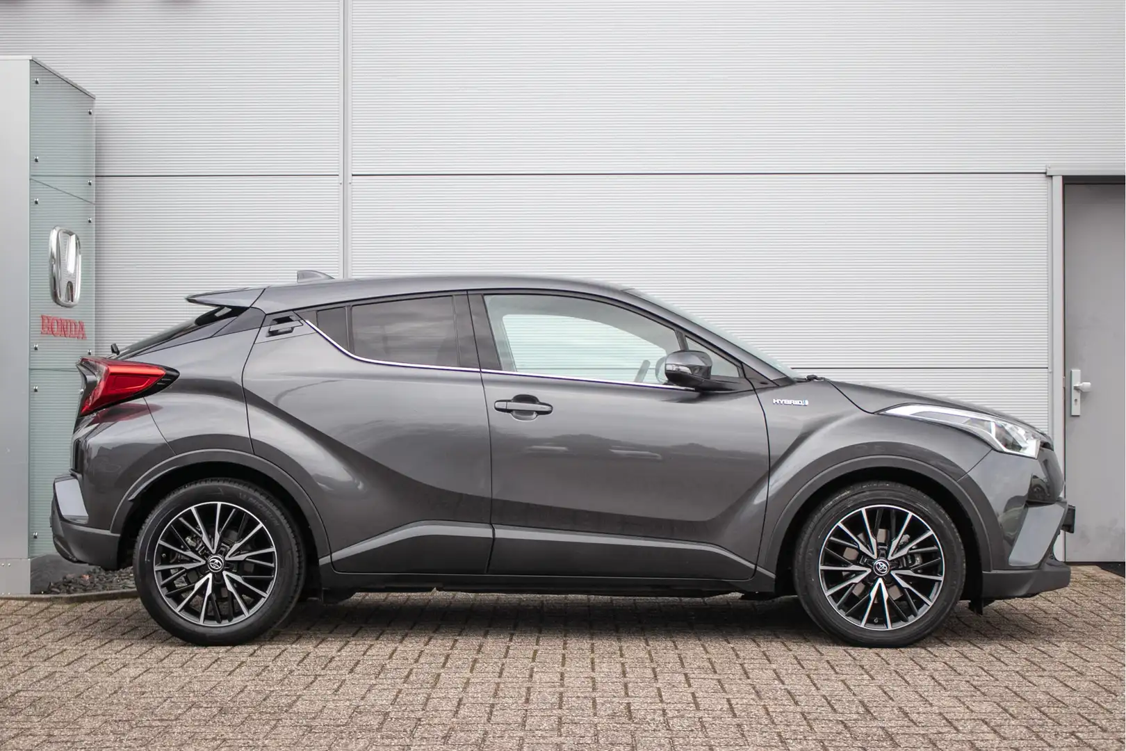 Toyota C-HR 1.8 Hybrid Dynamic - Dealerond. | Adpt. cruise | T Gris - 2