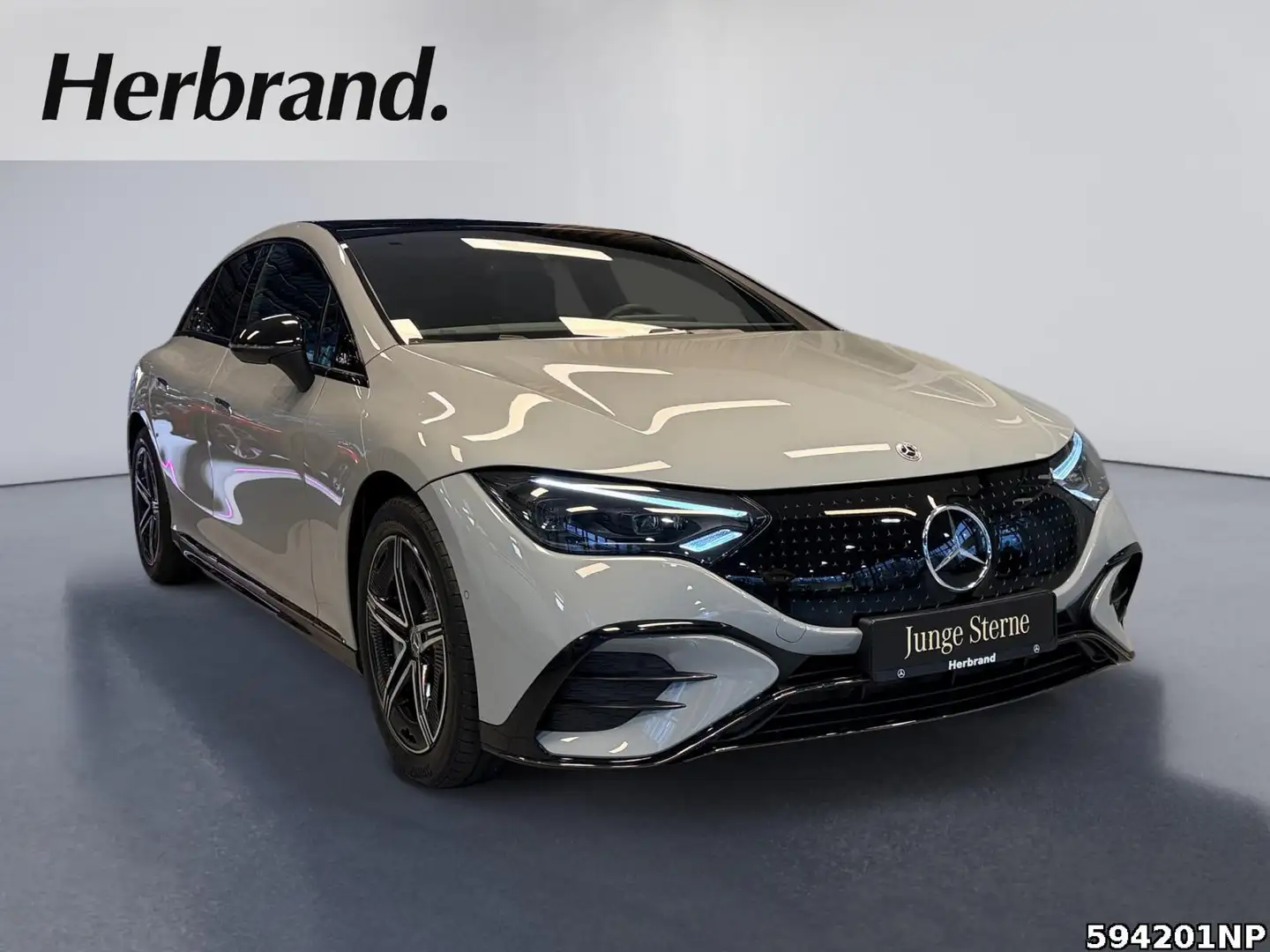 Mercedes-Benz EQE 300 AMG  Night Pano DIGITAL LIGHT Burmester. Gris - 2
