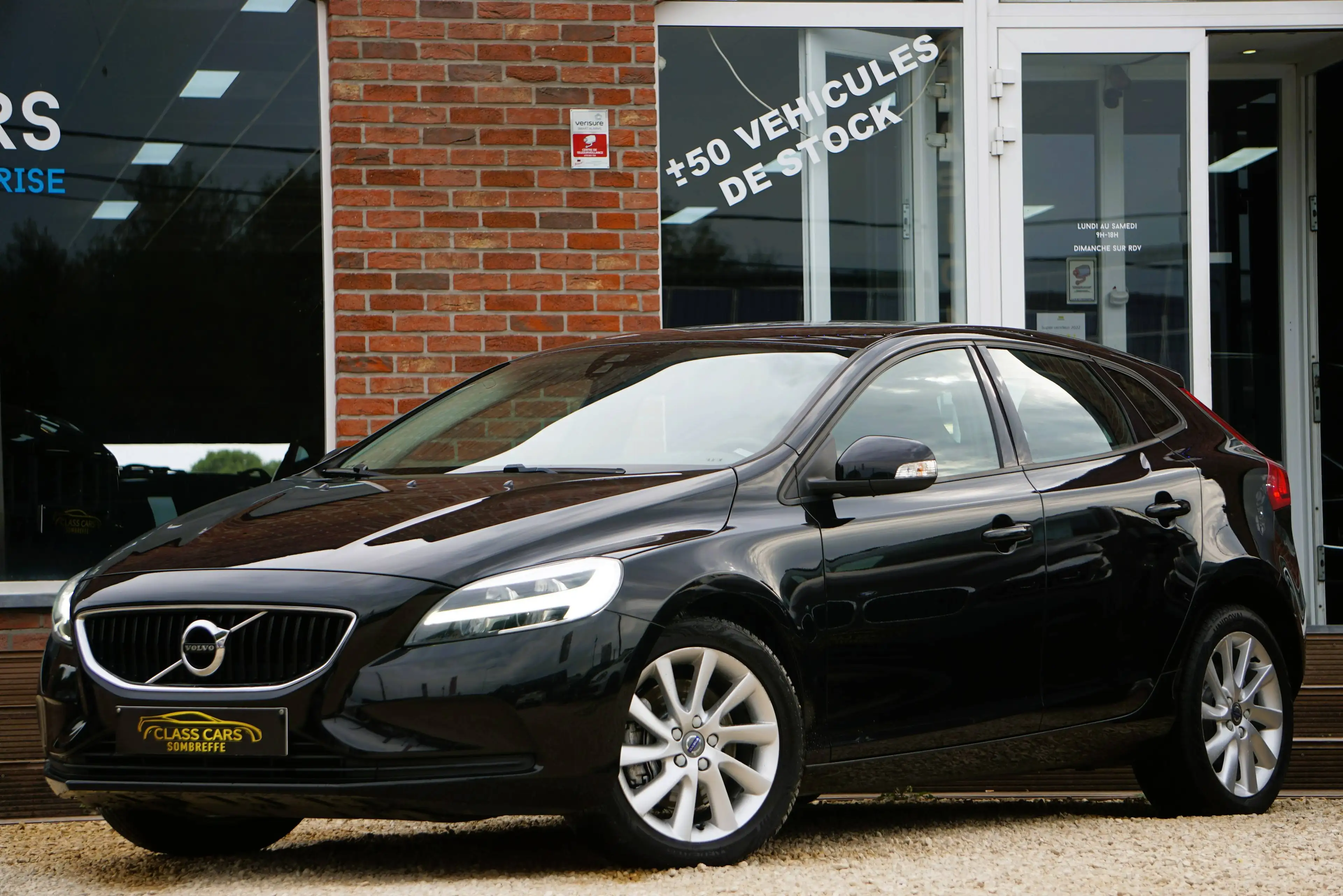 Volvo V40 2.0 D2 Kinetic AUTO / NAVI / PDC AR / CLIM / LED / CARNET COMPLET / CRUISE / BLUETOOTH / EURO 6B — photo 15