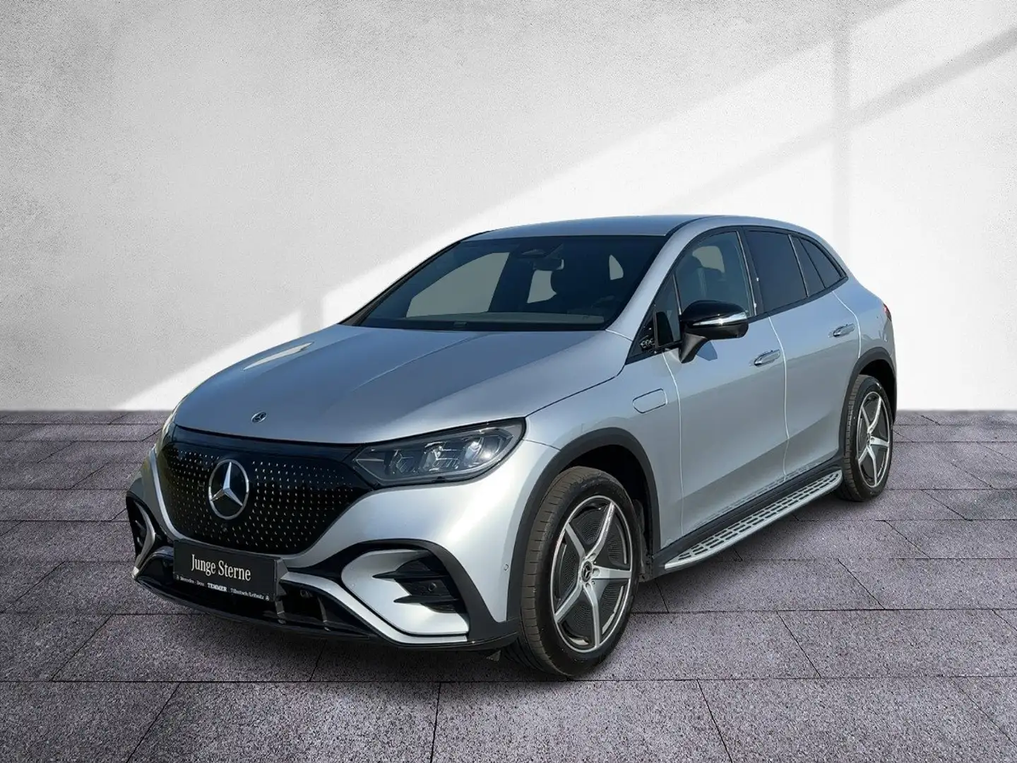 Mercedes-Benz EQE SUV EQE 350 4M SUV AMG-Line NP: 96.454 ADVANCED+ AHV Silber - 2