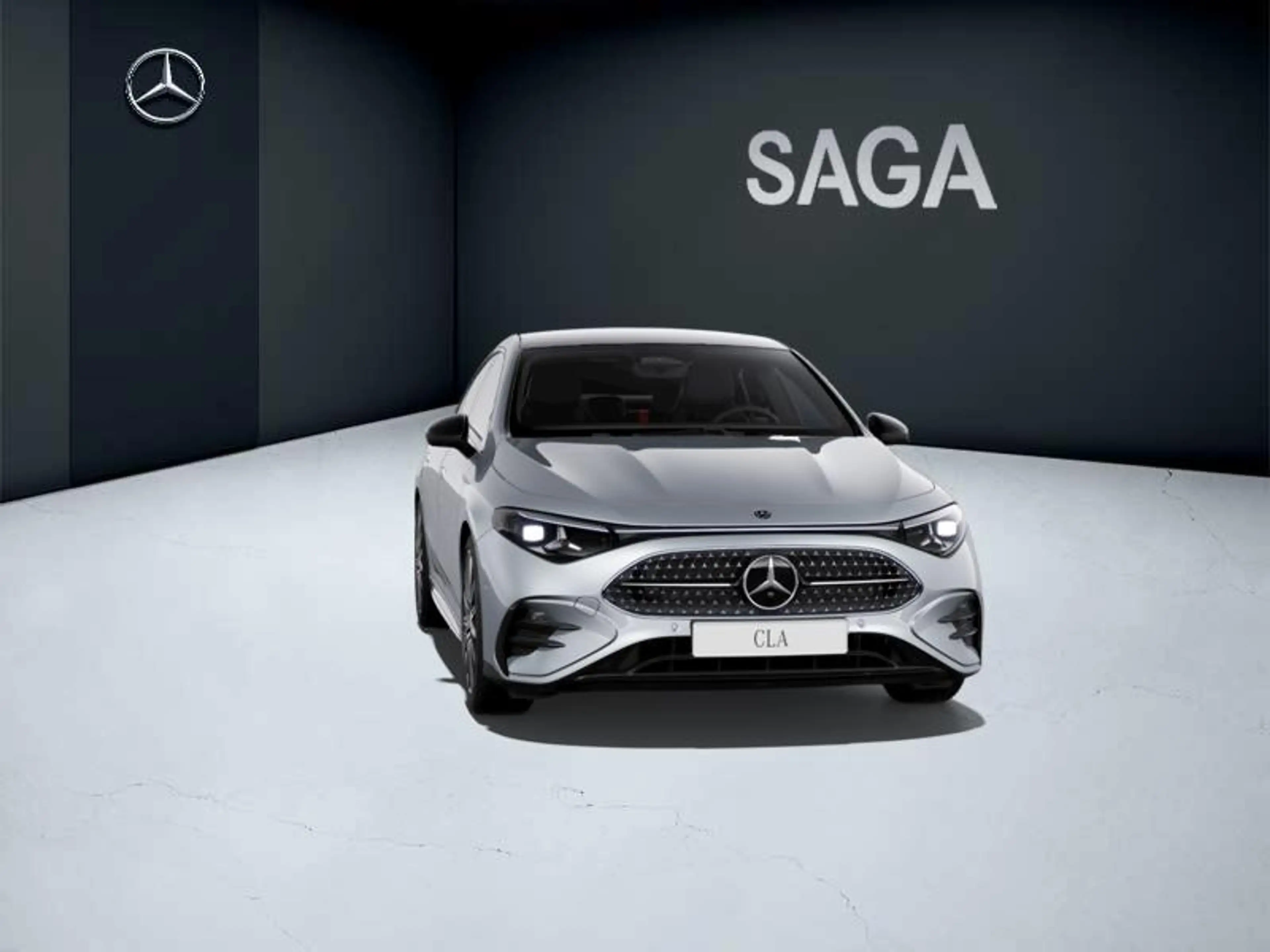 Mercedes-Benz CLA 180 — photo 11