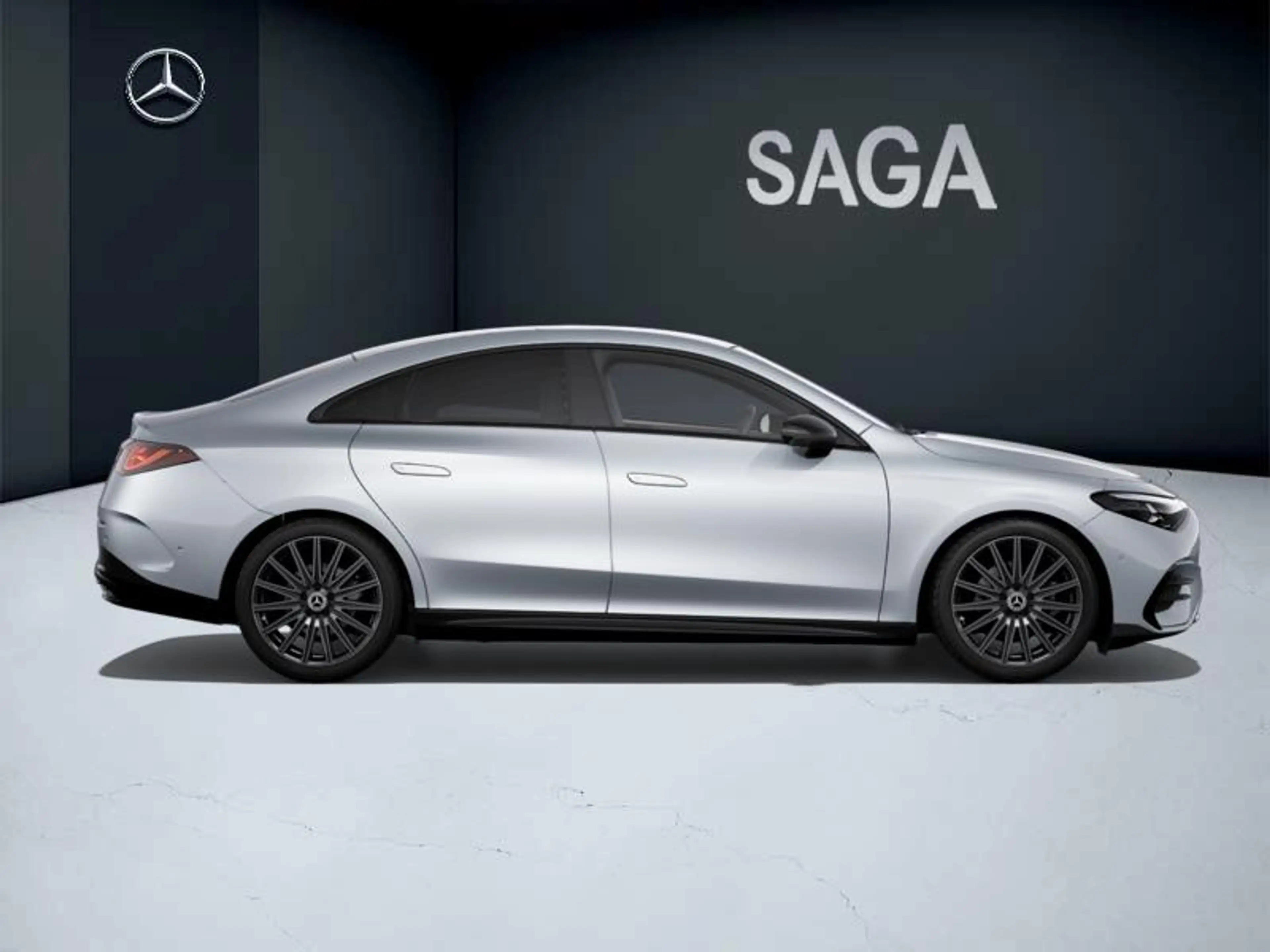 Mercedes-Benz CLA 180 — photo 3