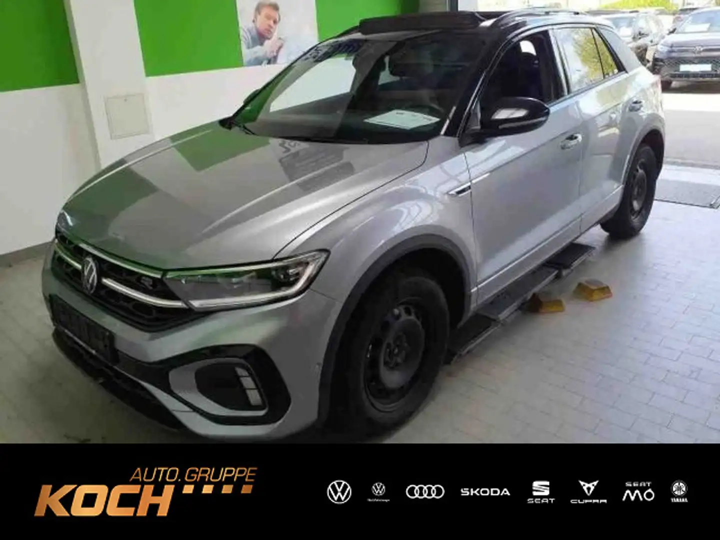 Volkswagen T-Roc 1.5TSI R-Line DSG NAVI AHK LED SHZ KLIMA P Silber - 1