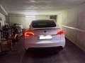 Tesla Model Y Performance Dual Motor AWD - thumbnail 8