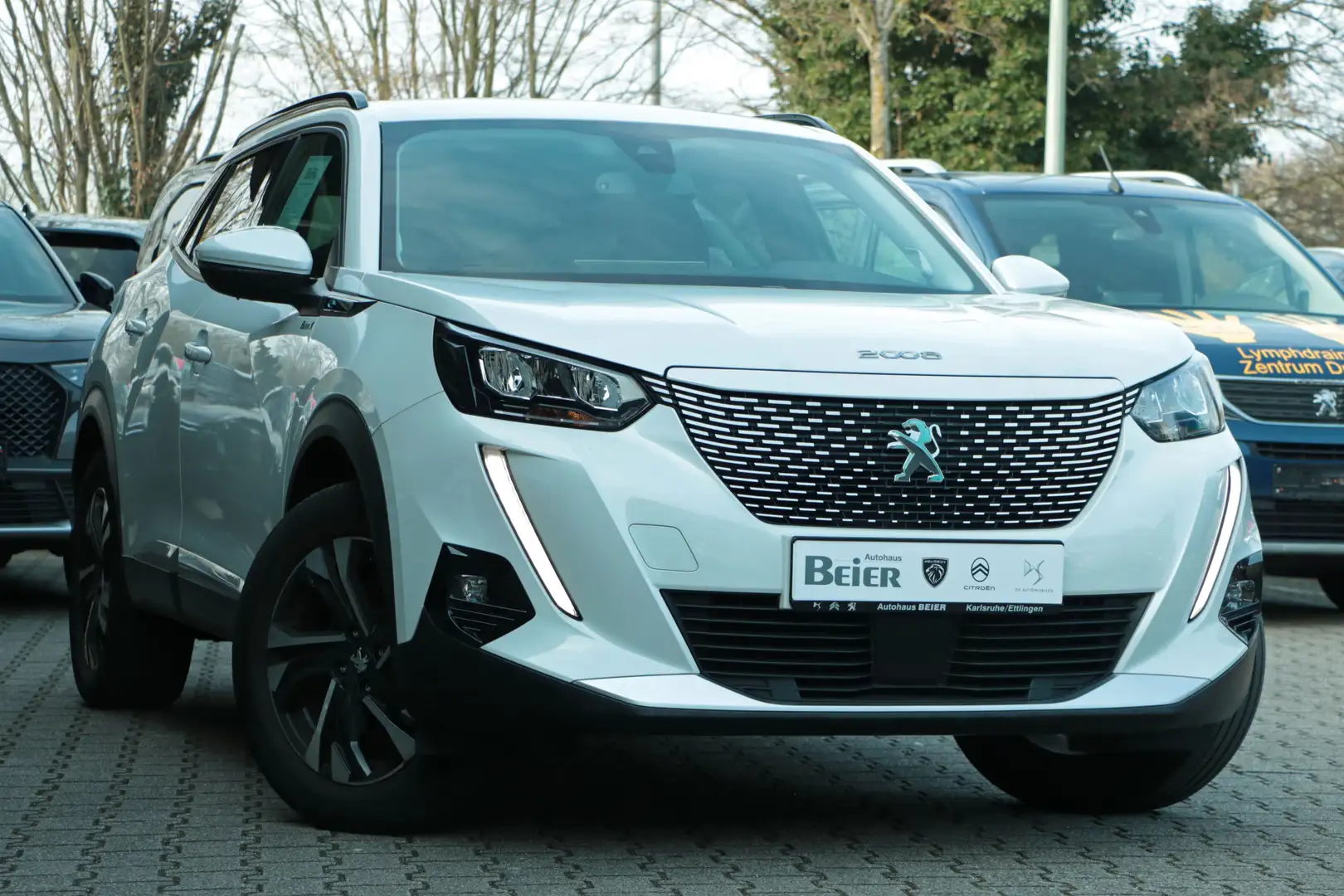 Peugeot 2008 Elektro 136 Active Szh./ PDC/ Freispr. Weiß - 2