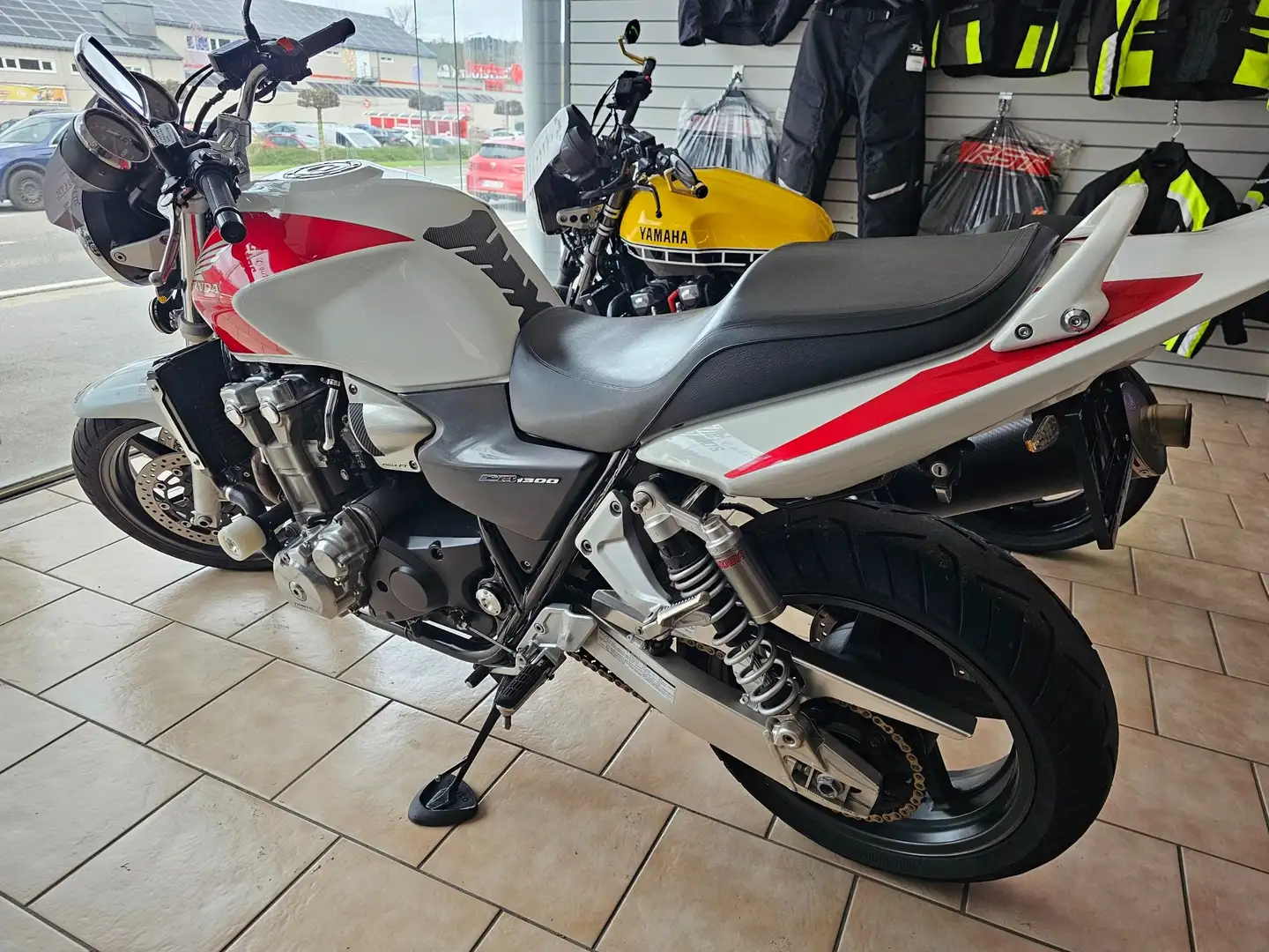 Honda CB 1300 F Červená - 1