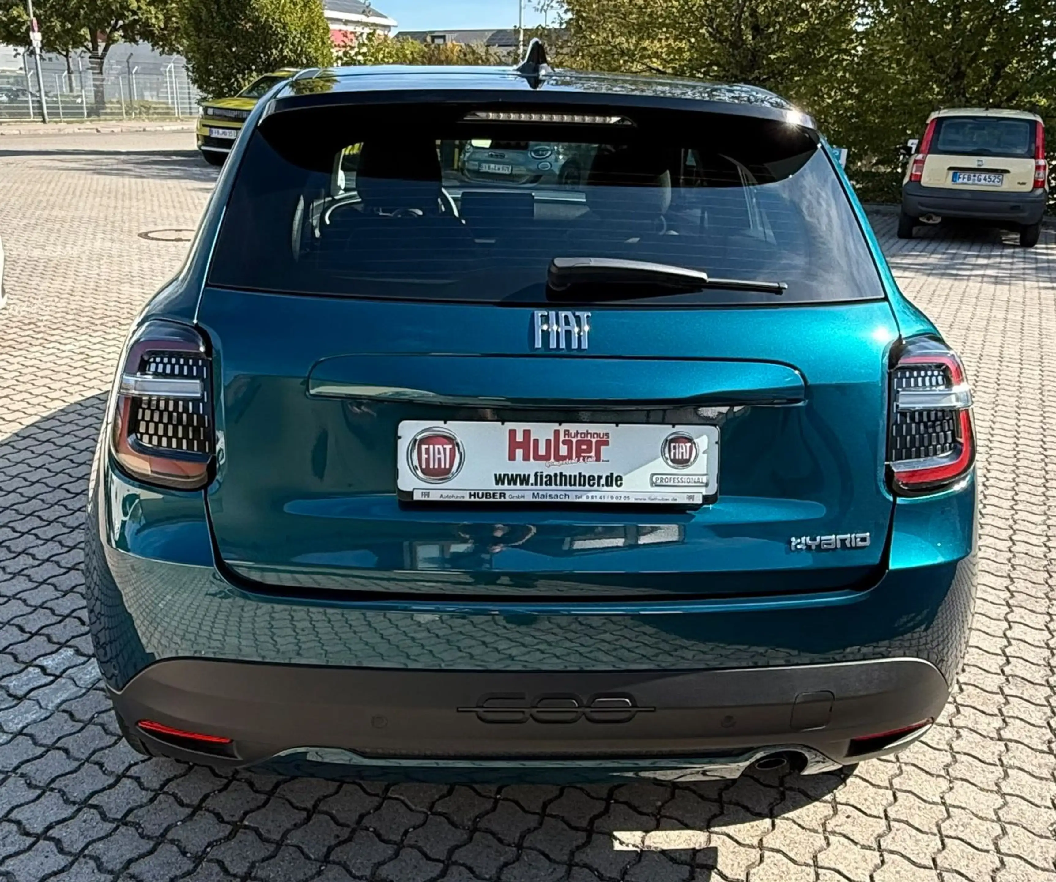 Fiat 600 Hybrid 125-Jahre-Edition — photo 6