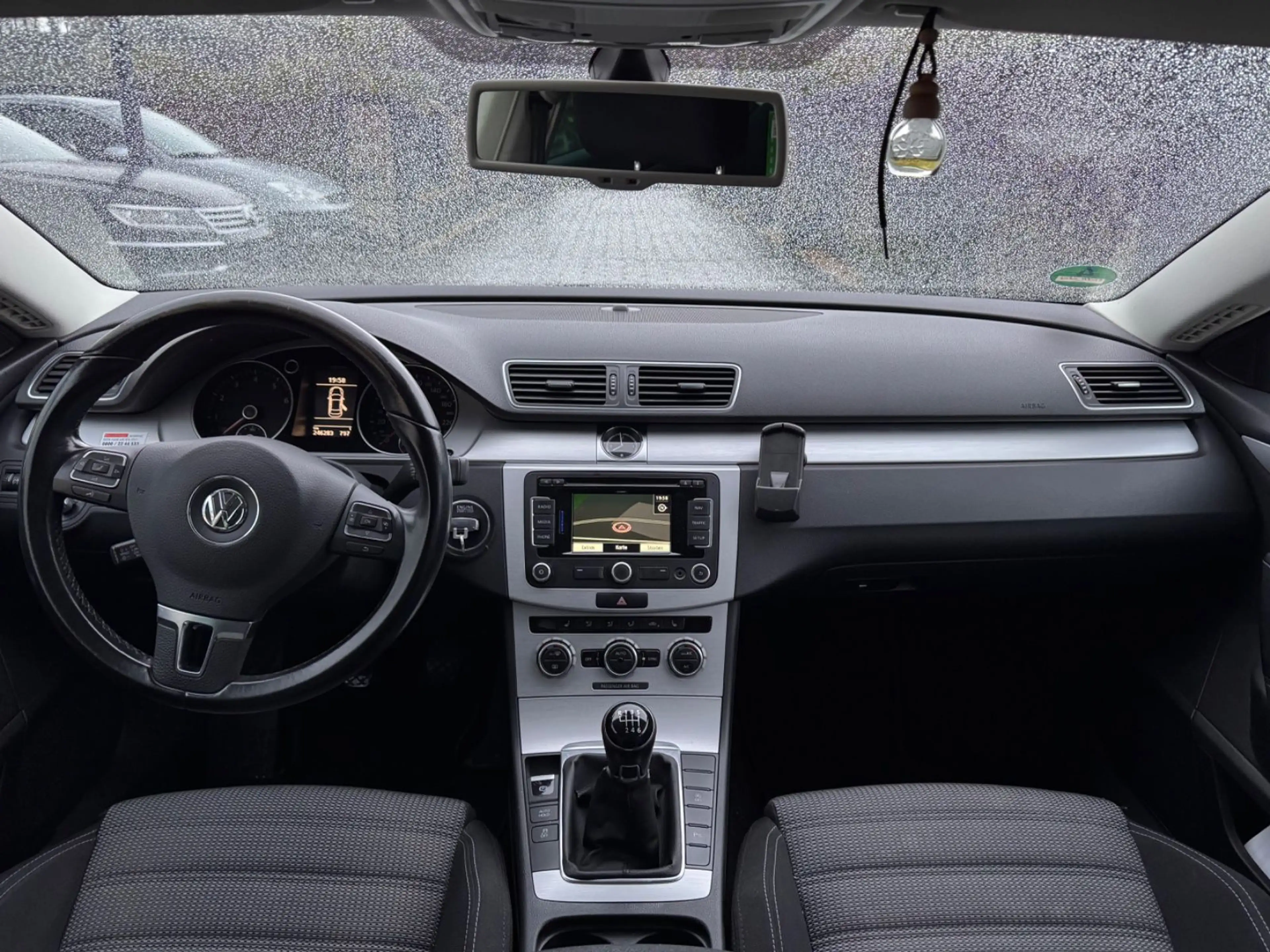 Volkswagen CC Basis BMT, Navi, Bi-Xenon, Scheckheft — photo 9