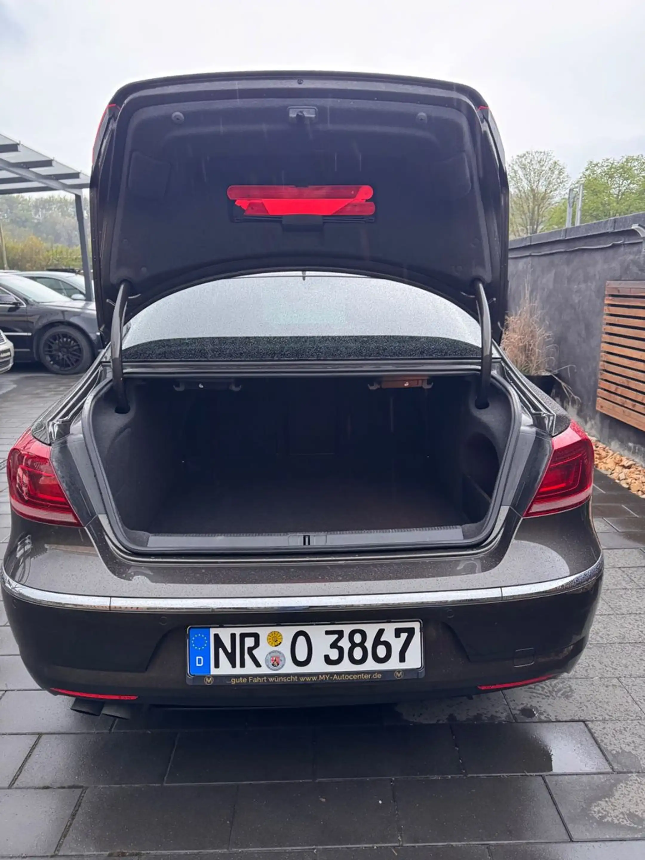 Volkswagen CC Basis BMT, Navi, Bi-Xenon, Scheckheft — photo 6