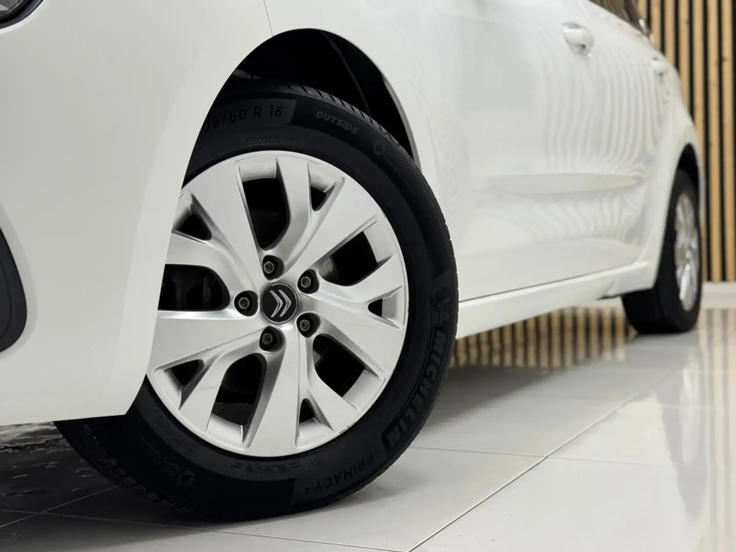 Citroen C4 1.6BlueHDI S&S Feel Edition 120 Blanco - 2