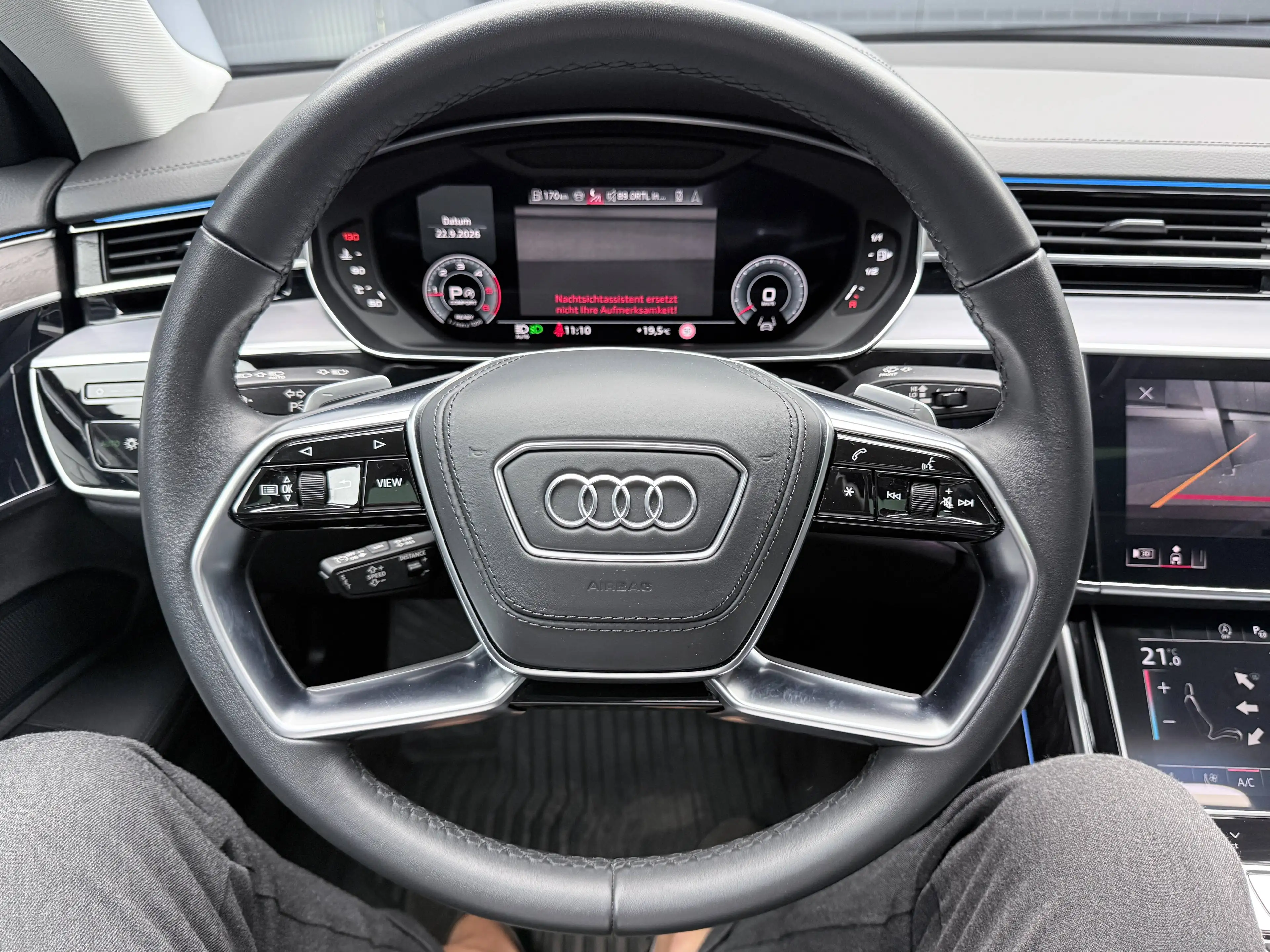 Audi A8 50 TDI L quattro *PANORAMA*TV*B&O*Standhzg*Nachtsicht* — photo 35
