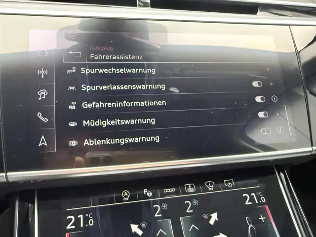 Audi A8 view 29