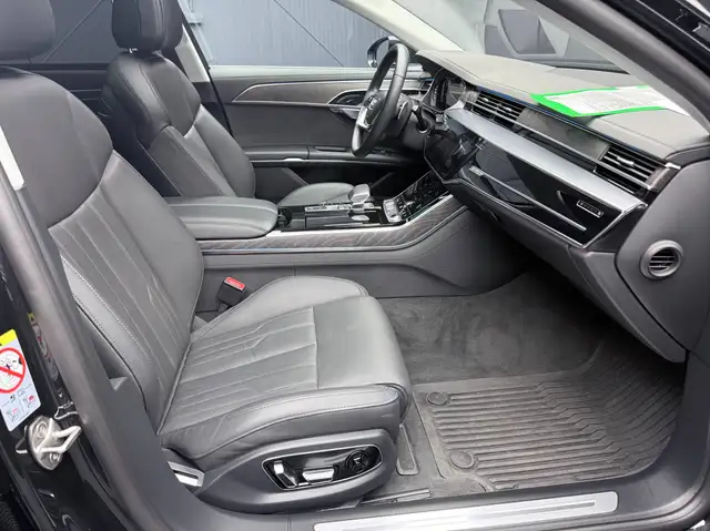 Audi A8 view 14