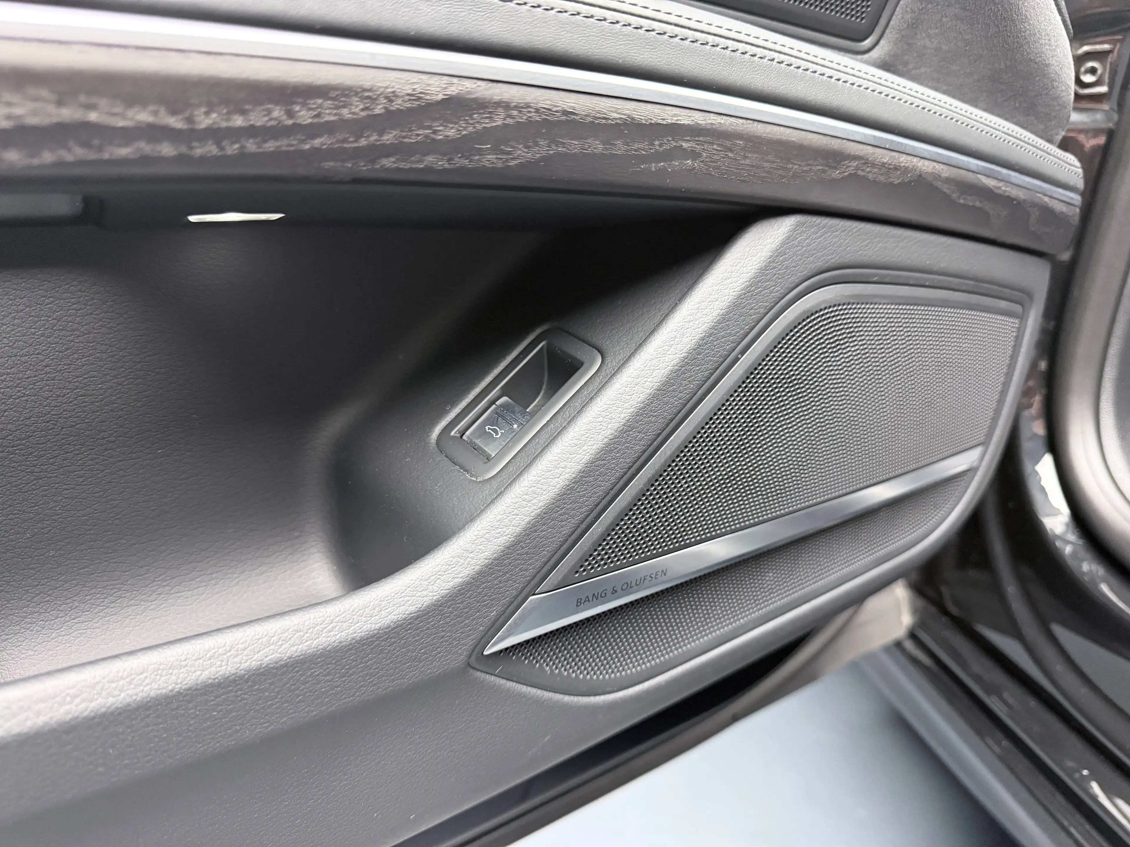 Audi A8 50 TDI L quattro *PANORAMA*TV*B&O*Standhzg*Nachtsicht* — photo 33