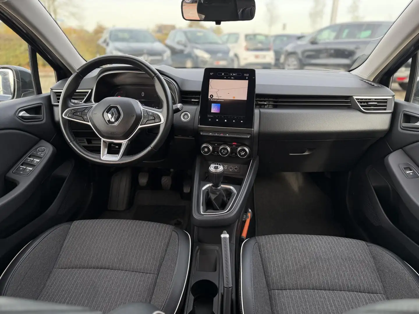 Renault Clio 1.0 TCe Intens|Groot NAV|Carplay|Clima|LED Grijs - 2