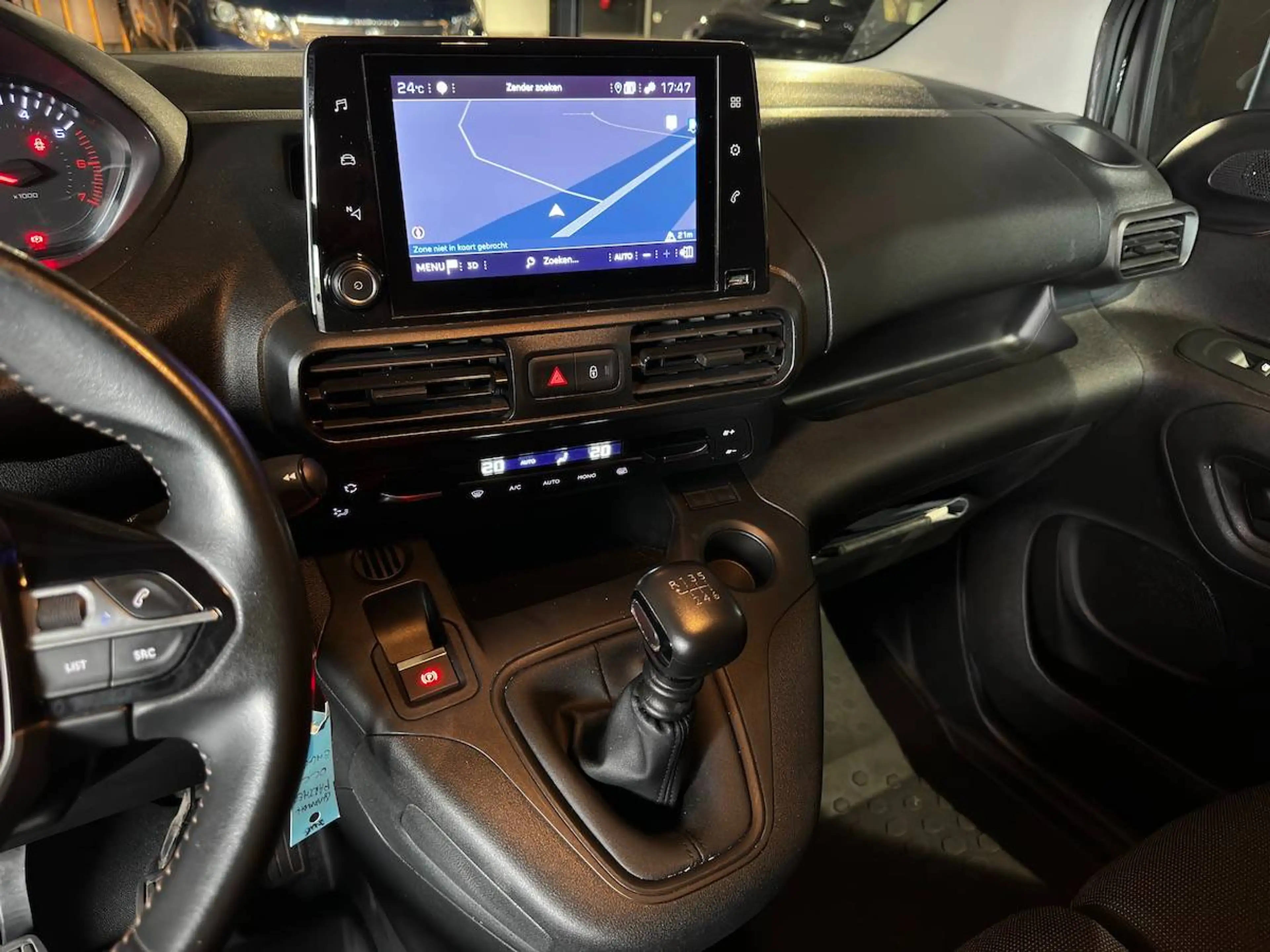 Peugeot Partner 1.2 PureTech L1 | Carplay | AC | Cruise | ... — photo 15