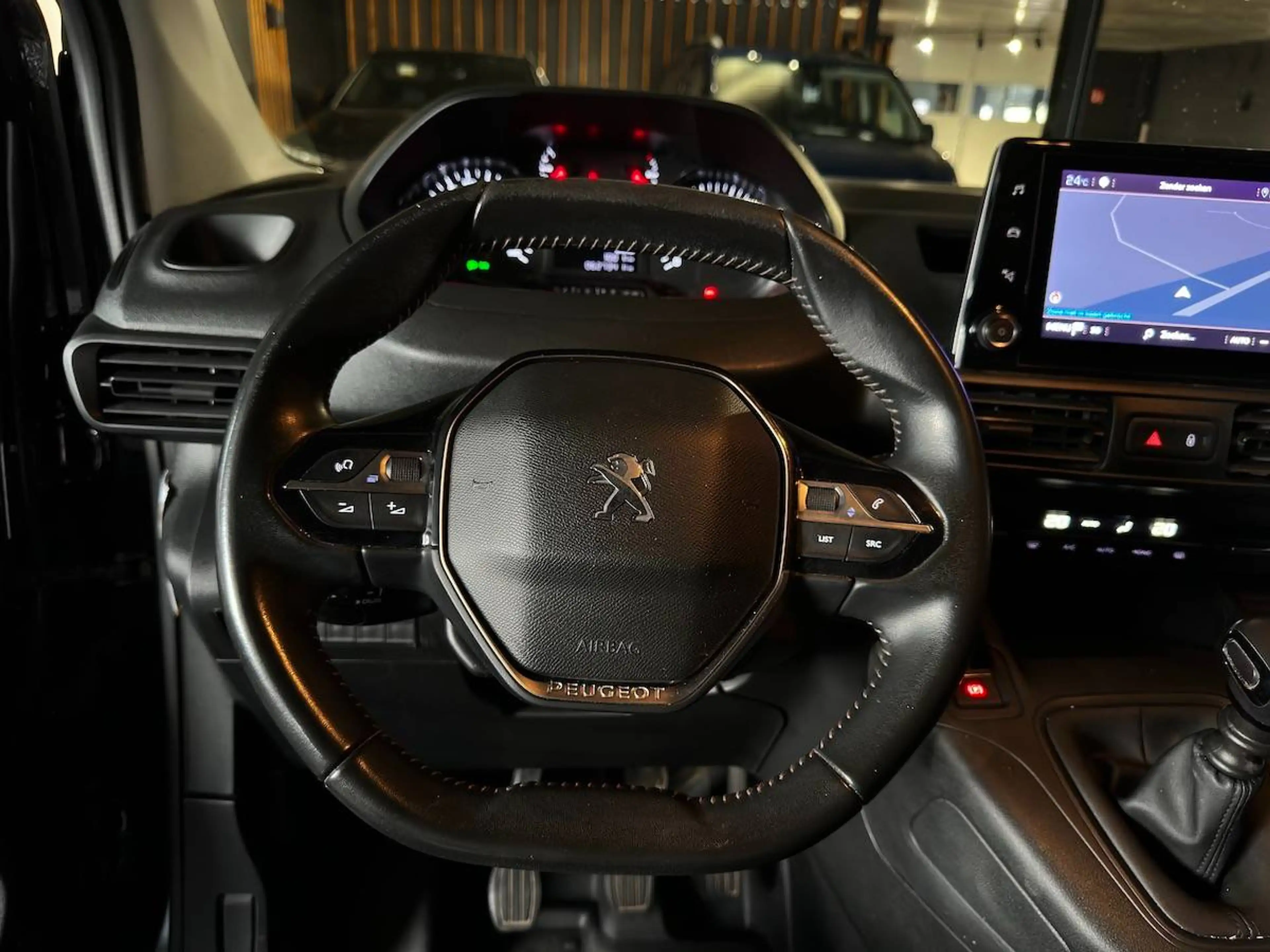 Peugeot Partner 1.2 PureTech L1 | Carplay | AC | Cruise | ... — photo 13