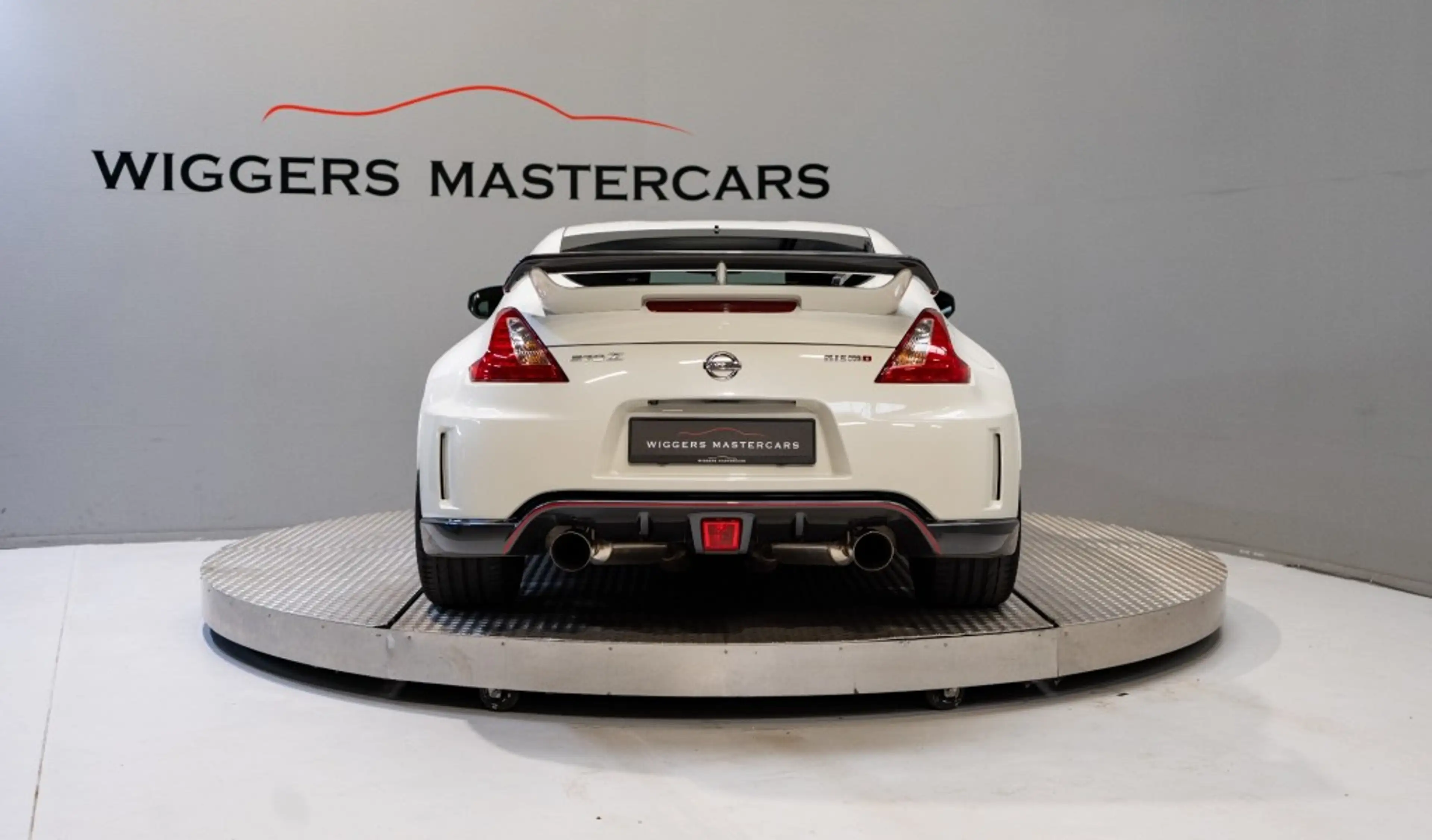 Nissan 370Z 3.7 V6 24V NISMO 344 PK Nr.313, Keyless, Bose soun — photo 10