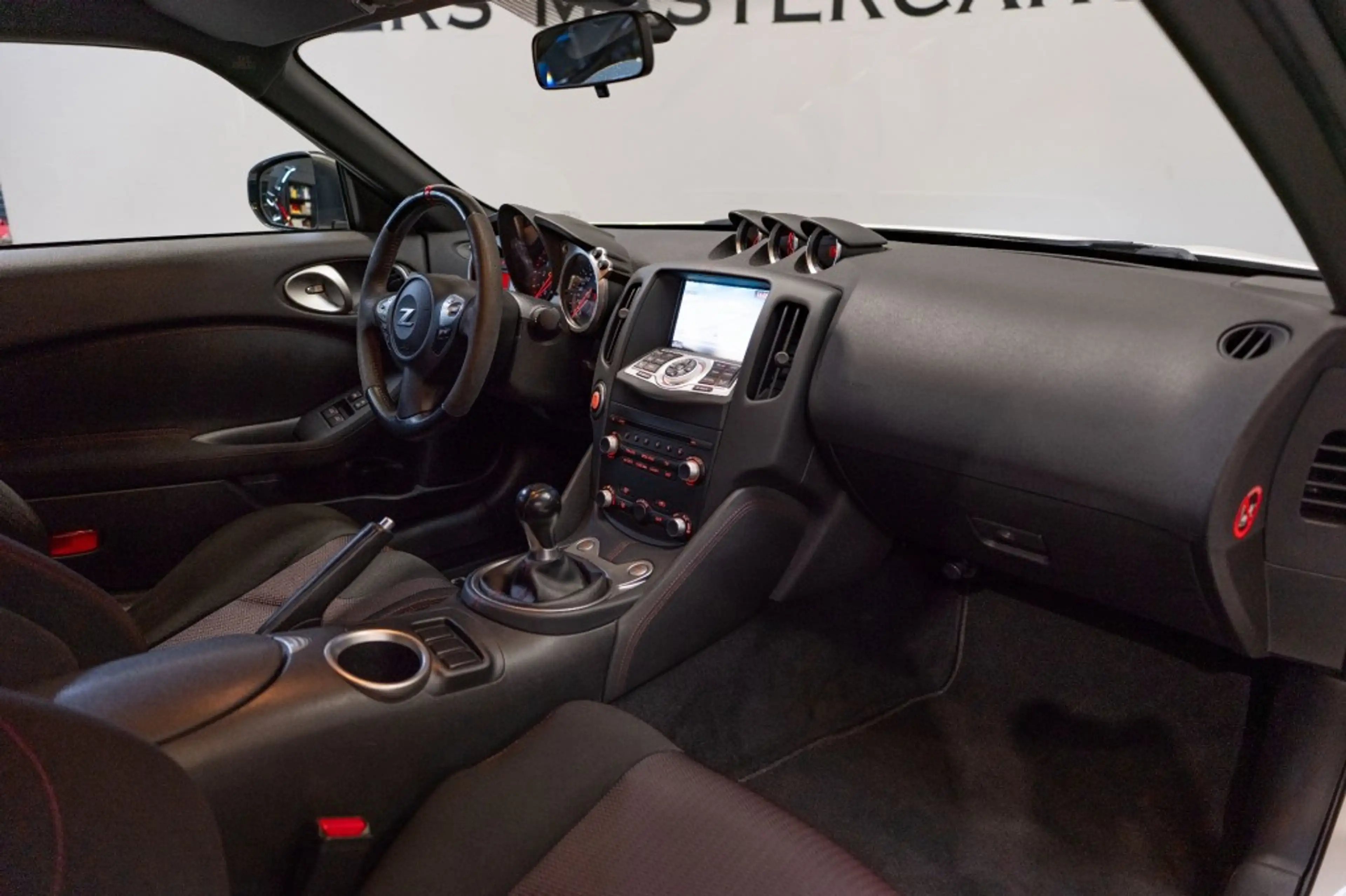 Nissan 370Z 3.7 V6 24V NISMO 344 PK Nr.313, Keyless, Bose soun — photo 6