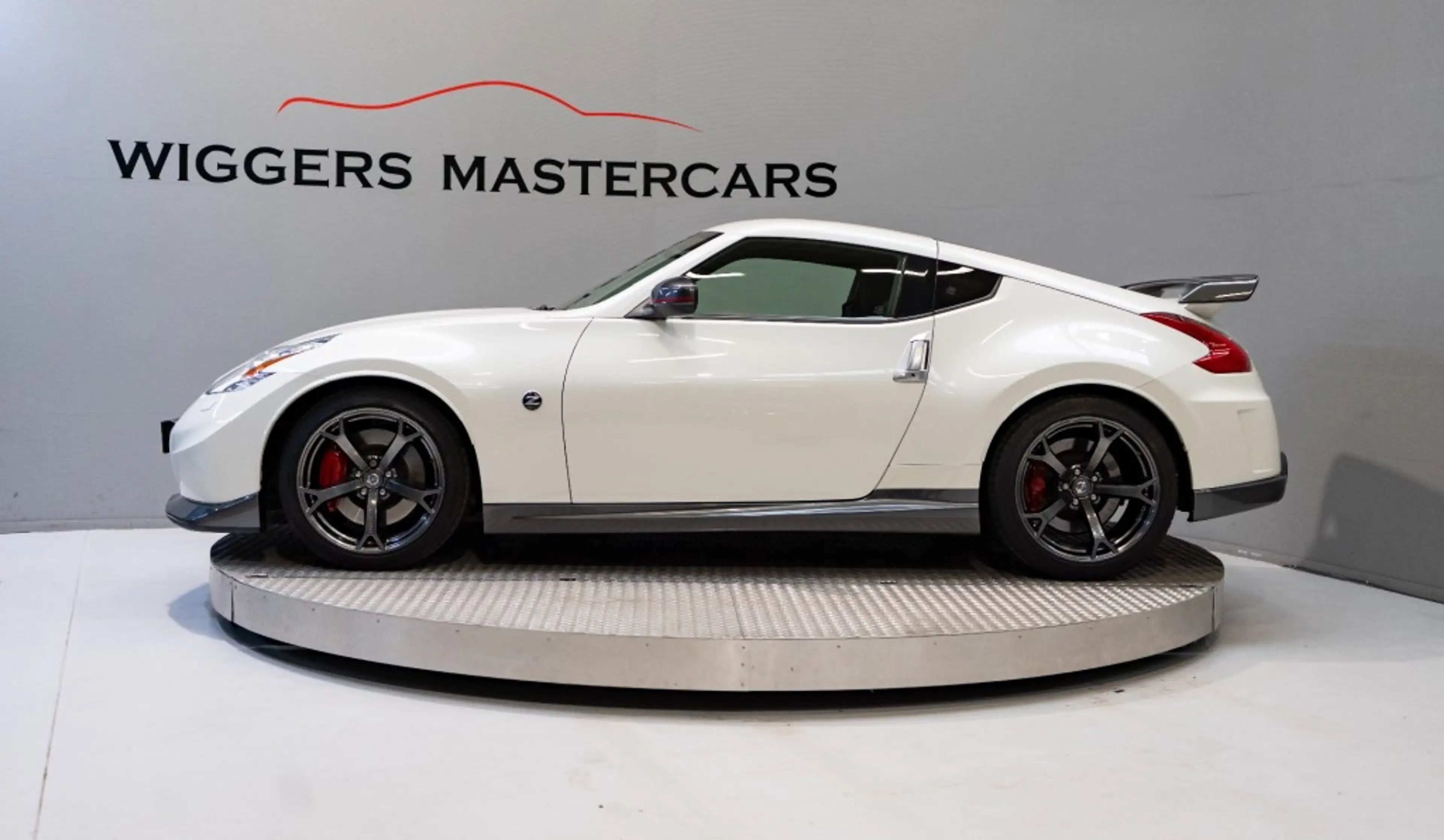 Nissan 370Z 3.7 V6 24V NISMO 344 PK Nr.313, Keyless, Bose soun — photo 28