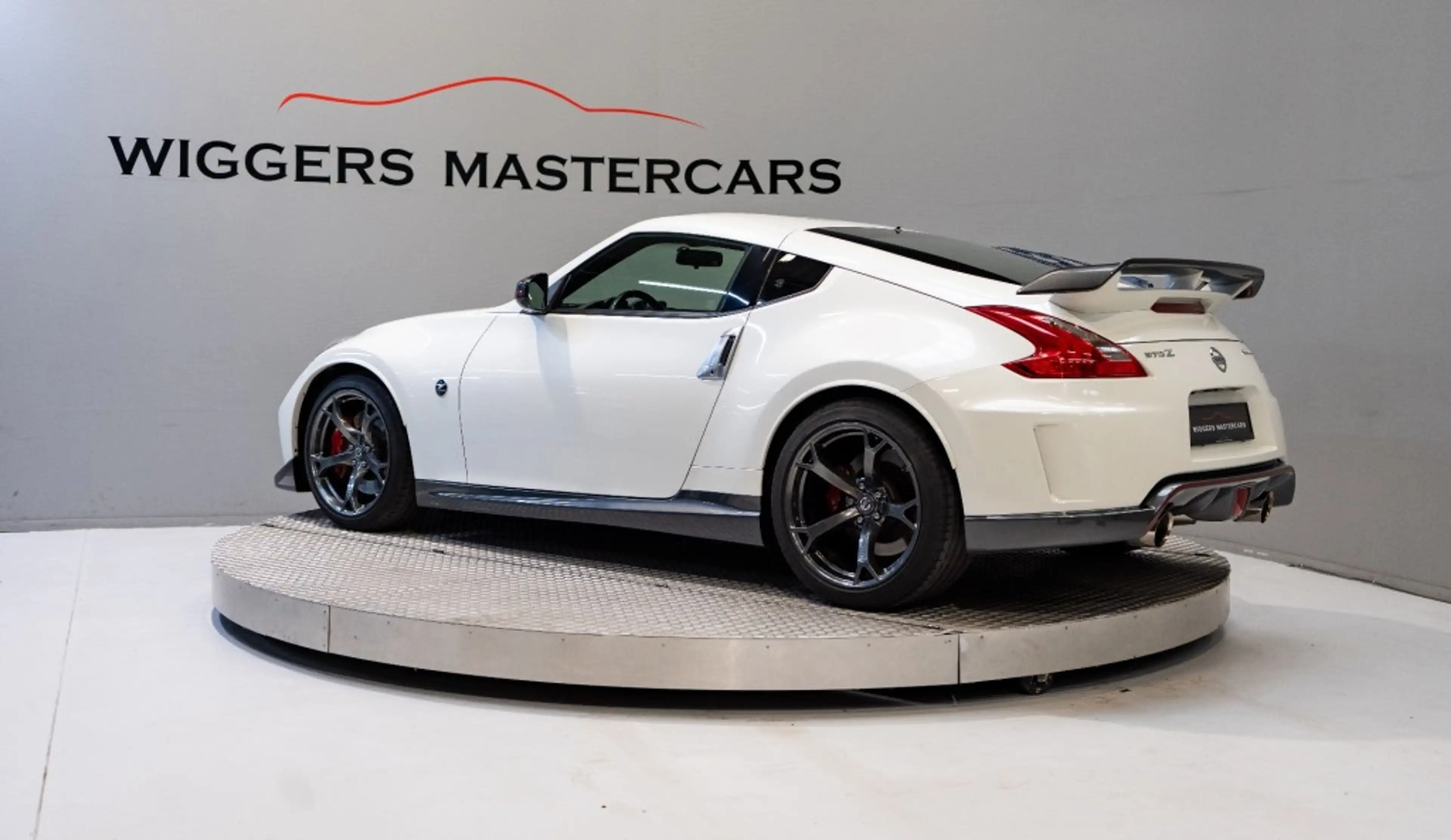 Nissan 370Z 3.7 V6 24V NISMO 344 PK Nr.313, Keyless, Bose soun — photo 7