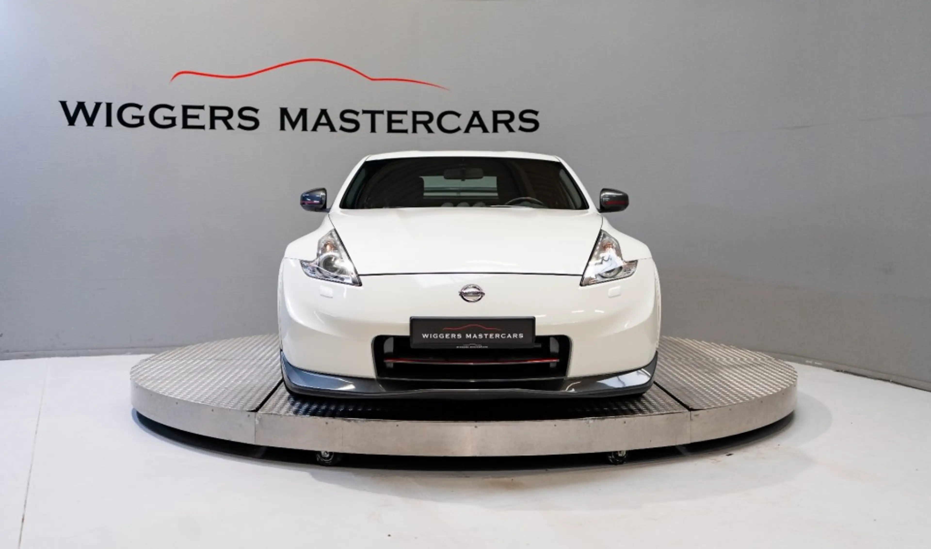 Nissan 370Z 3.7 V6 24V NISMO 344 PK Nr.313, Keyless, Bose soun — photo 4