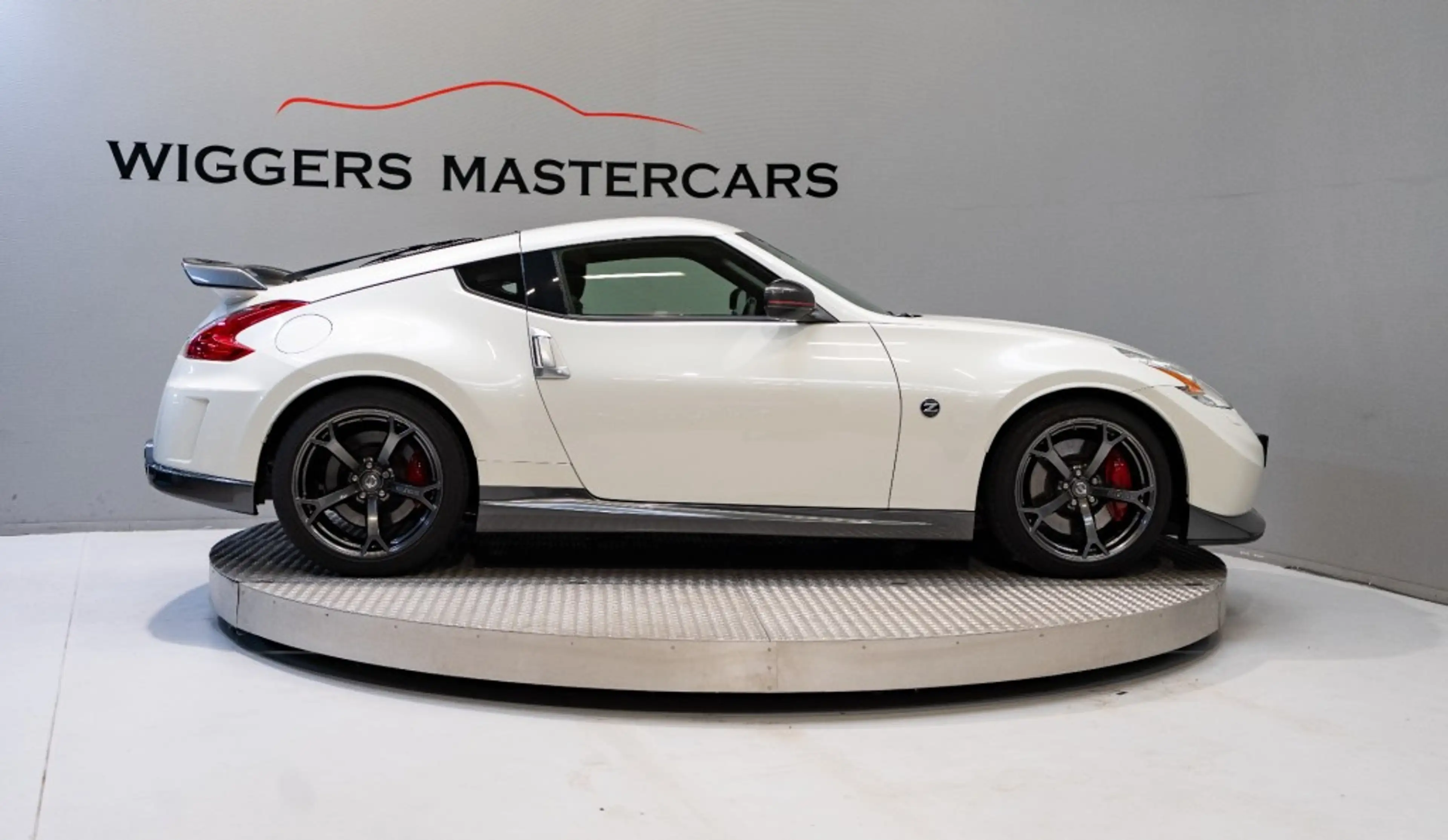 Nissan 370Z 3.7 V6 24V NISMO 344 PK Nr.313, Keyless, Bose soun — photo 18