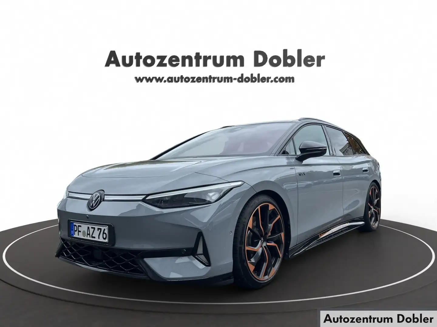 Volkswagen ID.7 Tourer GTX 250 kW 4Motion Glasdach AHK Navi Ezüst - 2