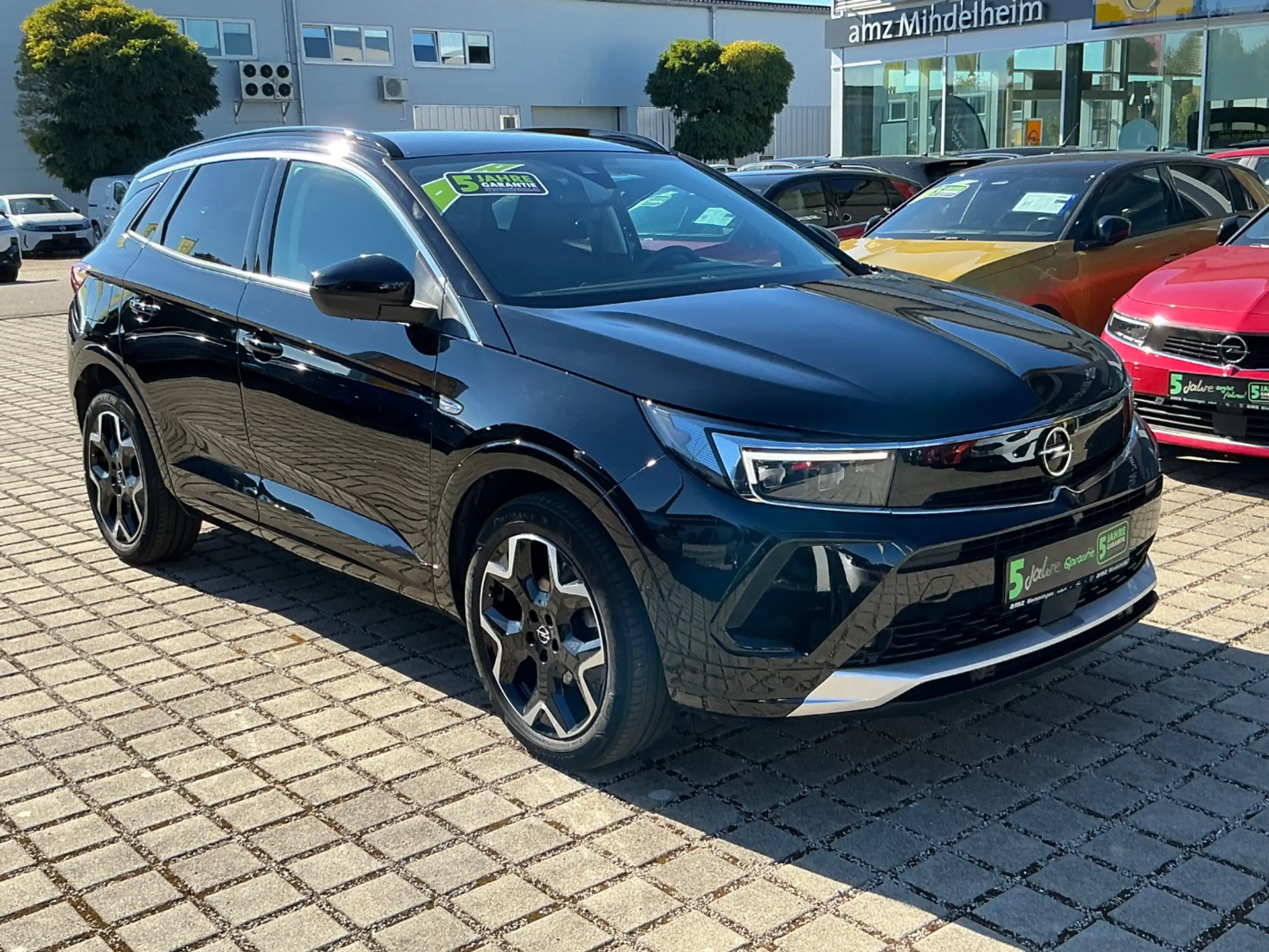 Opel Grandland 1.2 Turbo Ultimate LED+Navi+SHZ+360+LM — photo 4