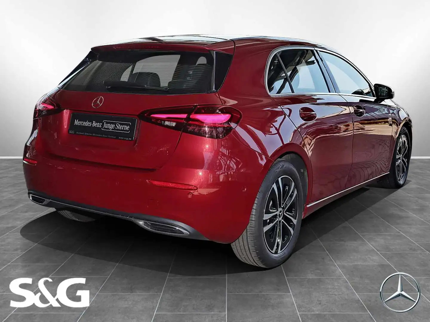 Mercedes-Benz A 200 PANORAMA+SPURHALTE+CARPLAY+KAMERA+LED+17" Rot - 2