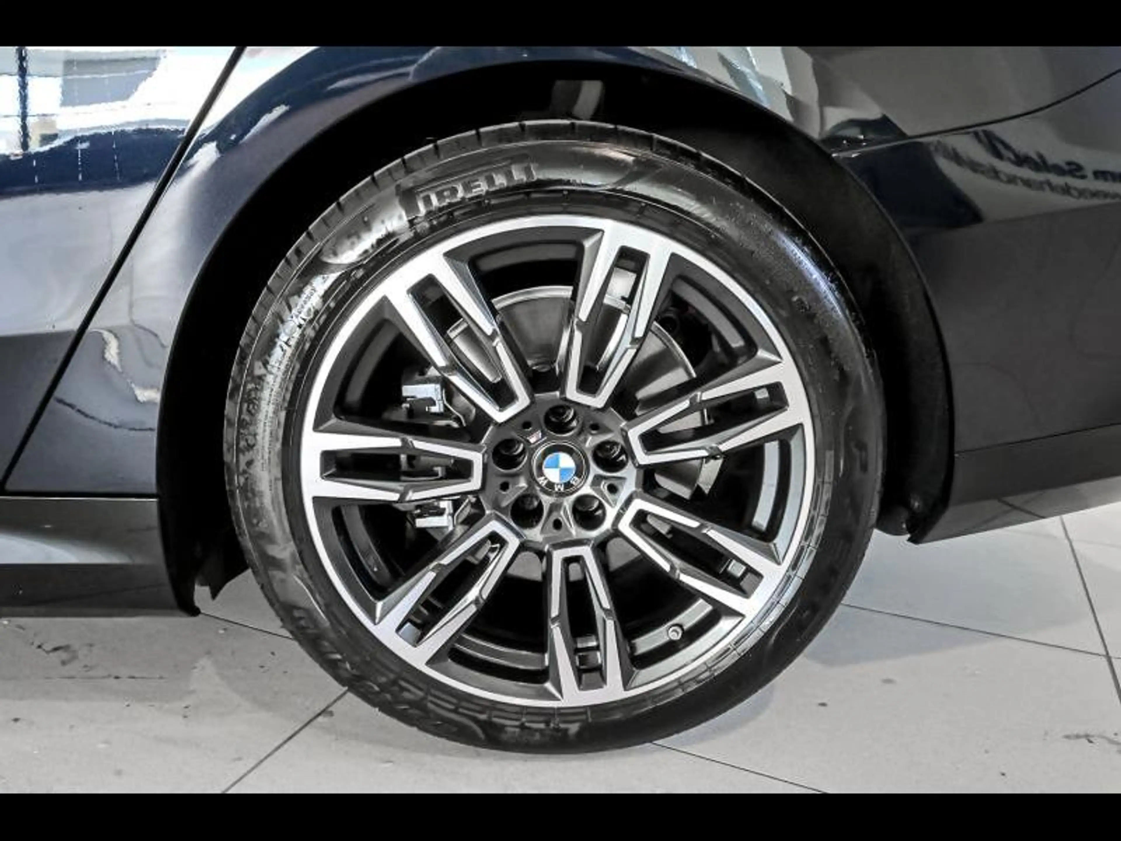 BMW i5 eDrive40|Msport|Th|Dass+|H&K|Cam — photo 8