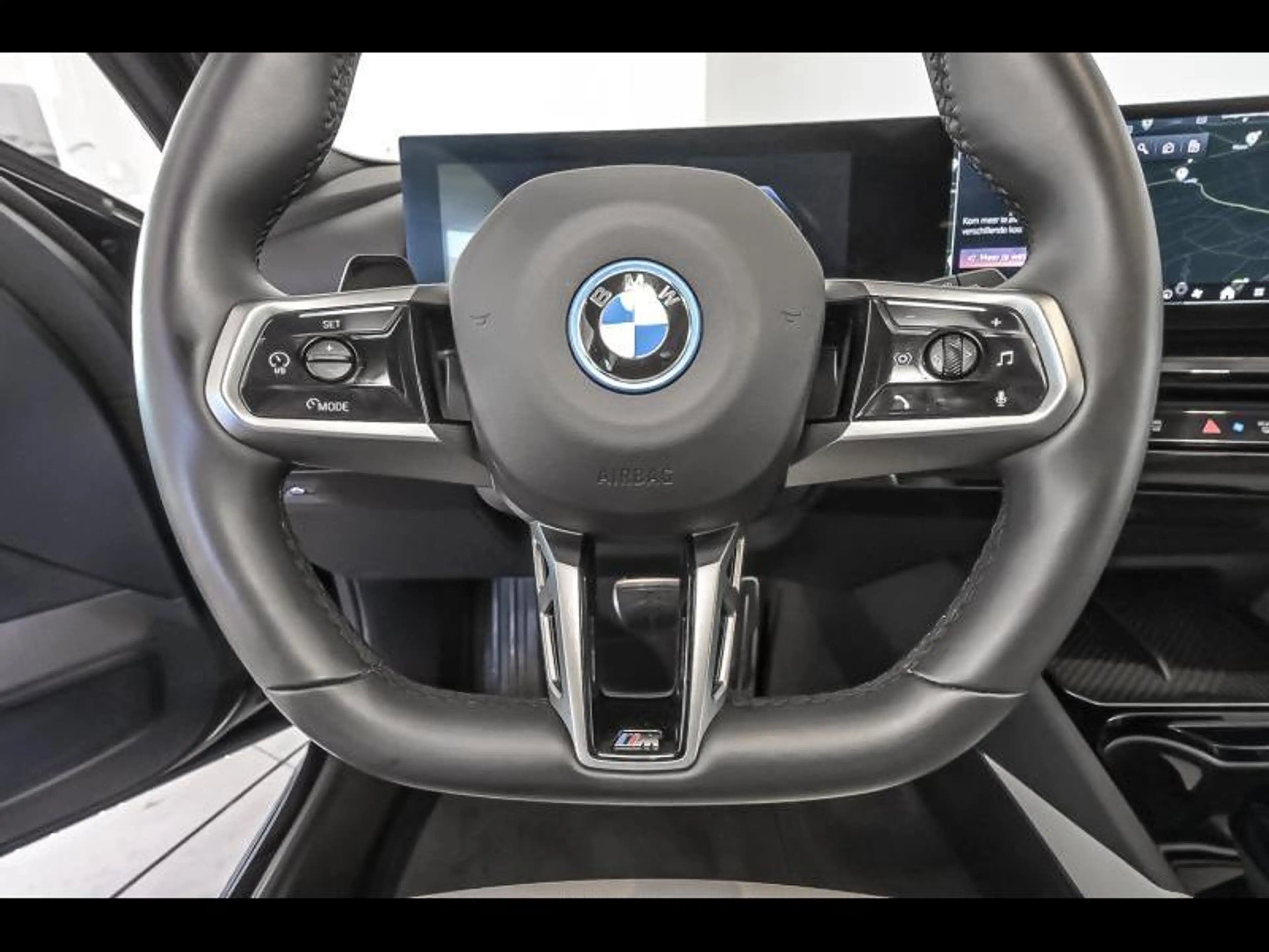 BMW i5 eDrive40|Msport|Th|Dass+|H&K|Cam — photo 9