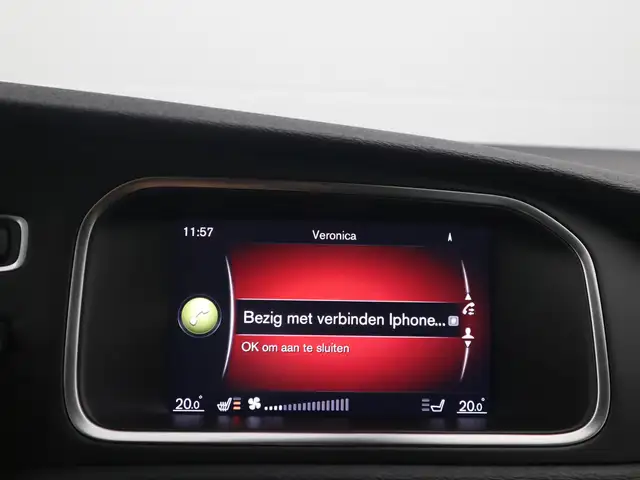 Volvo V40 view 11