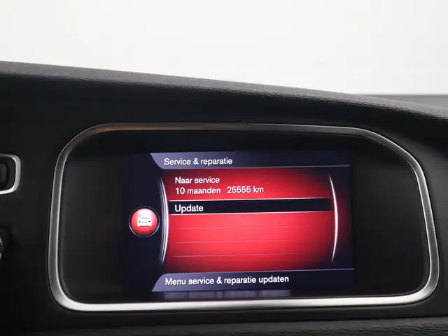 Volvo V40 view 24