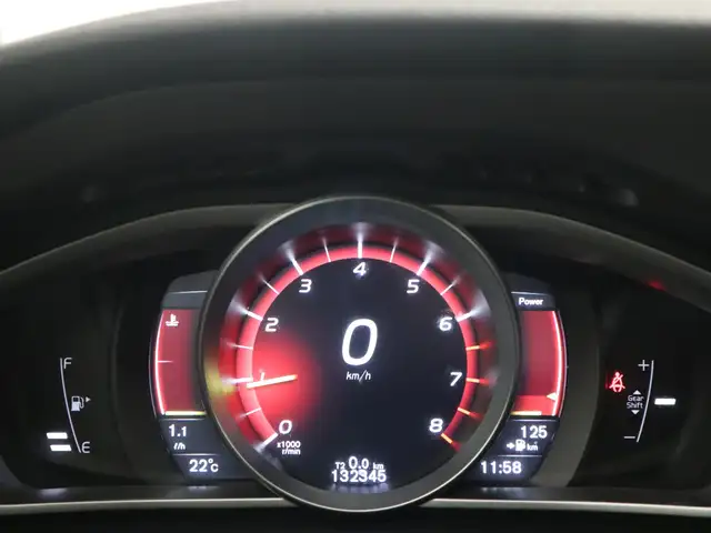 Volvo V40 view 26