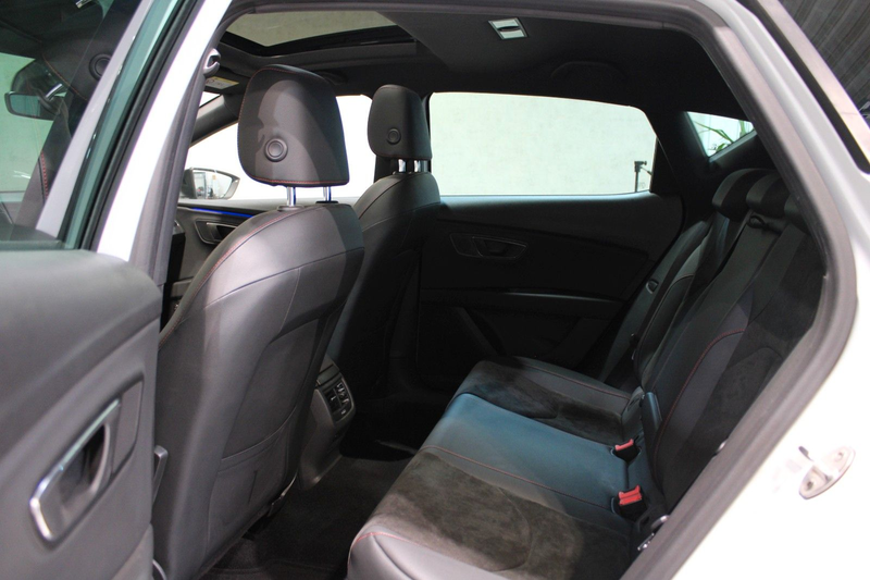 SEAT Leon FR 1,5 TSI Panoramadach — photo 10