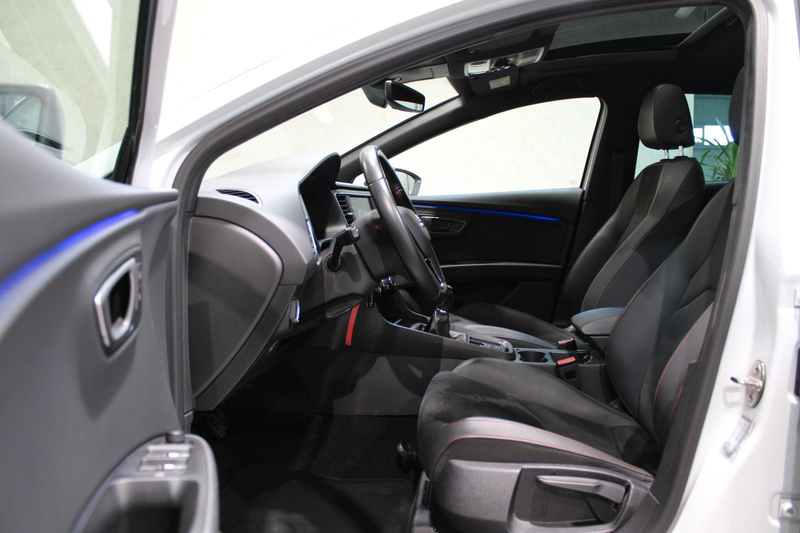 SEAT Leon FR 1,5 TSI Panoramadach — photo 9