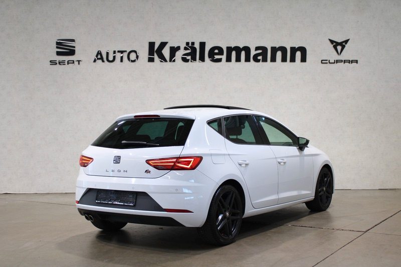 SEAT Leon FR 1,5 TSI Panoramadach — photo 8