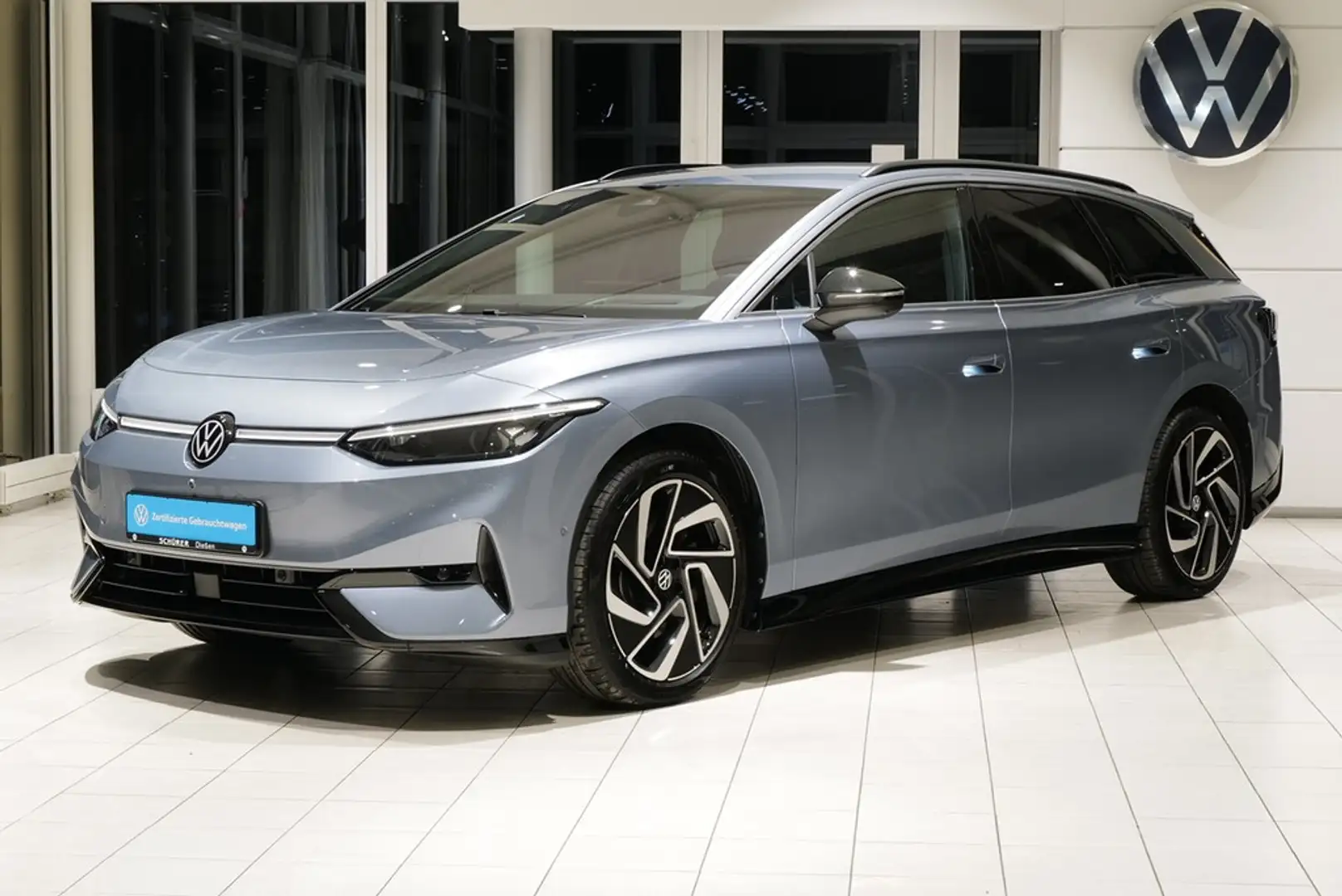 Volkswagen ID.7 Tourer Pro Wärmepumpe AHK IQ-Light 360° Bleu - 2