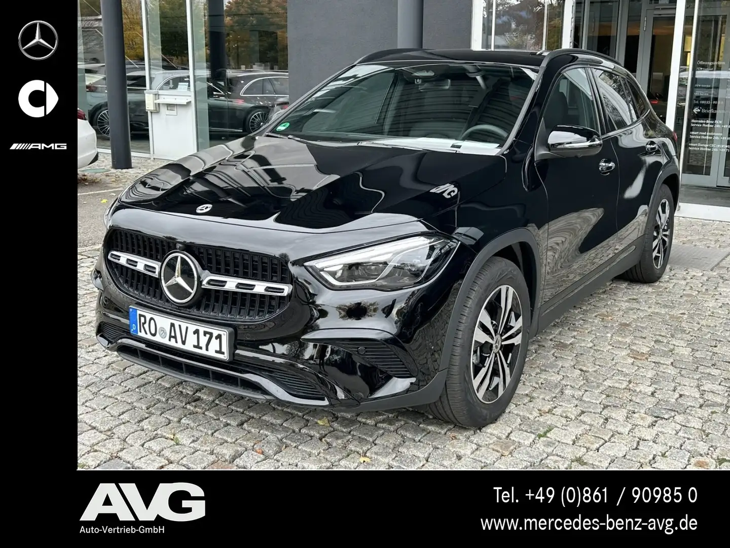 Mercedes-Benz GLA 200 GLA 200 Progressive Edition Pano AHK Multibeam LED Schwarz - 1