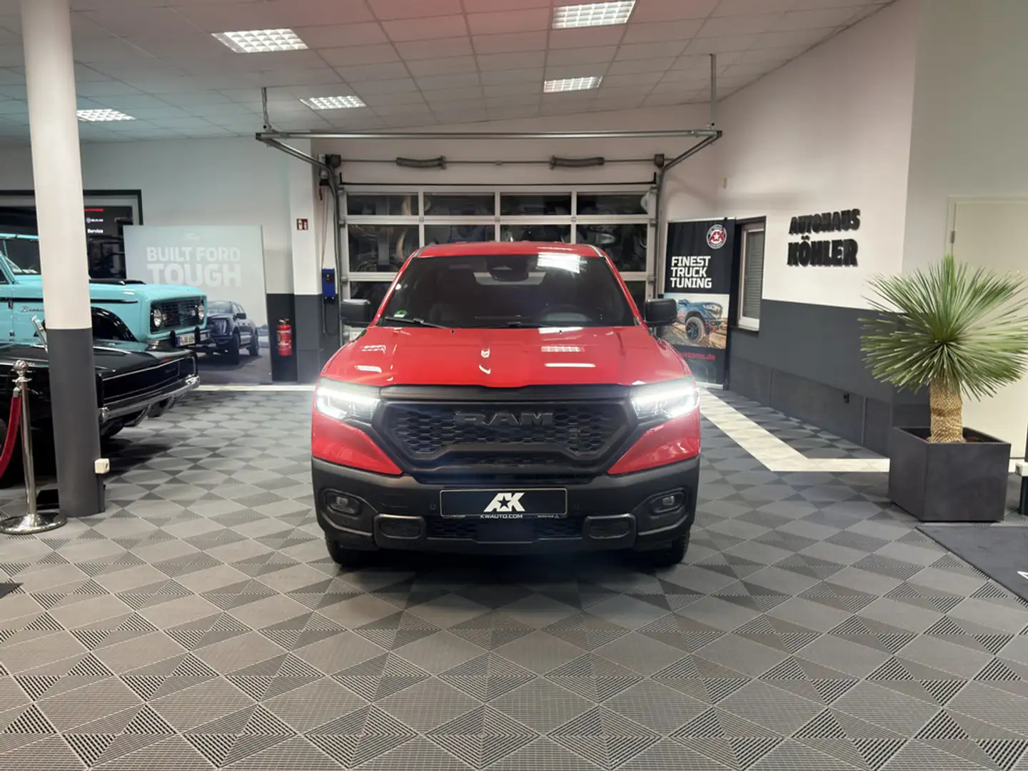 Dodge RAM PAGE Rebel 2.2 H&K, 10.3 Zoll Display Rot - 2