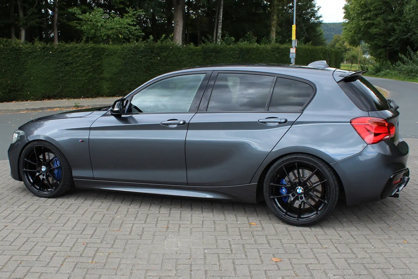 BMW 140 M140i | ohne OPF | KW V3 | HJS | M-Perform. Diff Grau - 2